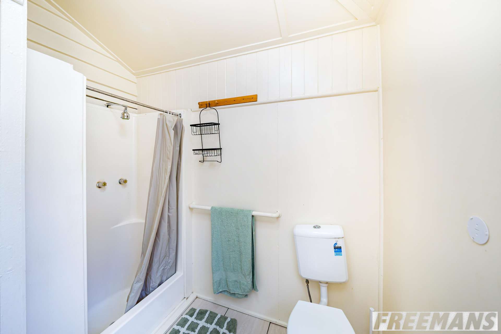 13894 D'Aguilar Highway, Nanango For Sale by Farmbuy.com - image 33