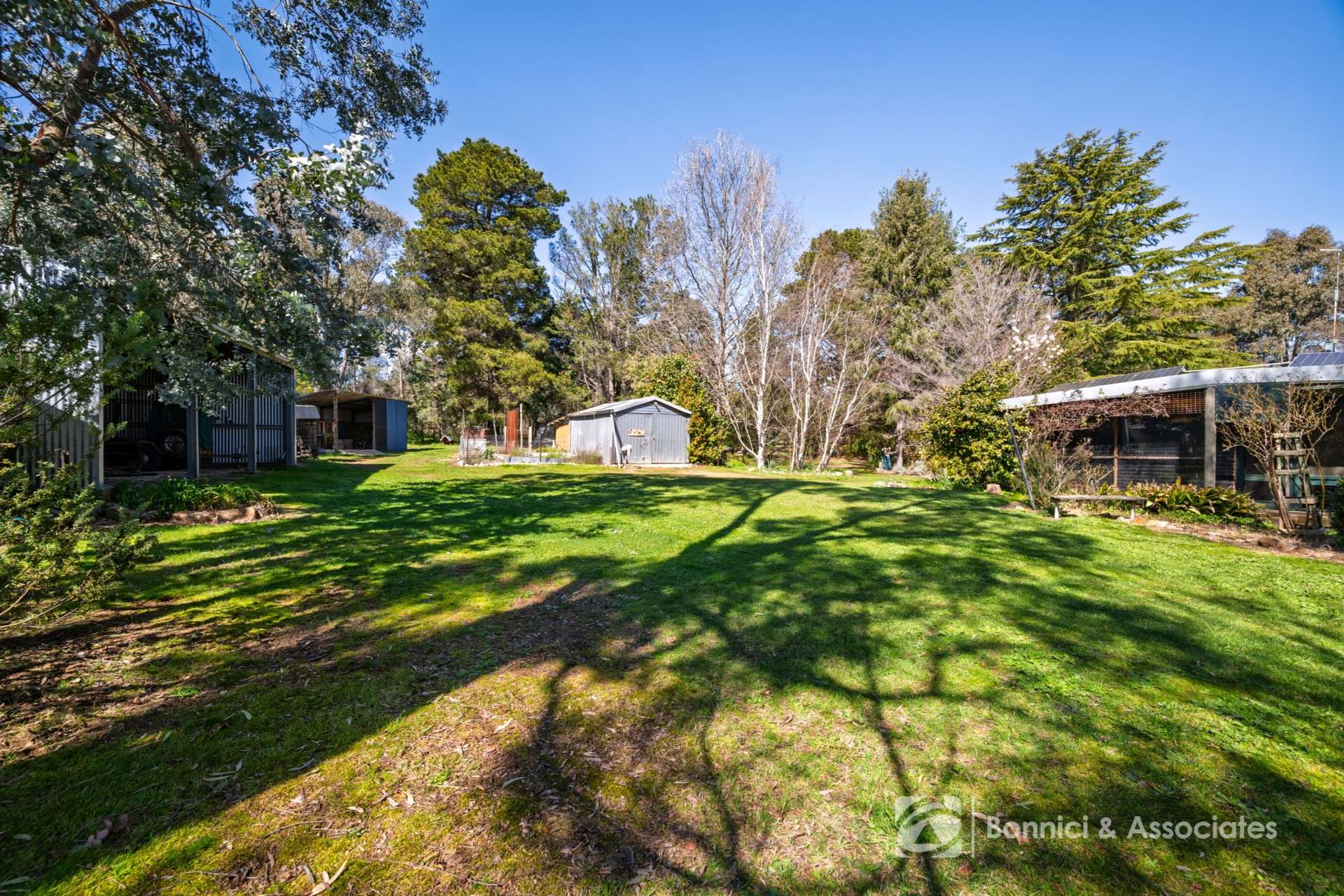 134 Fighting Gully Road, Beechworth For Sale by Farmbuy.com - image 16