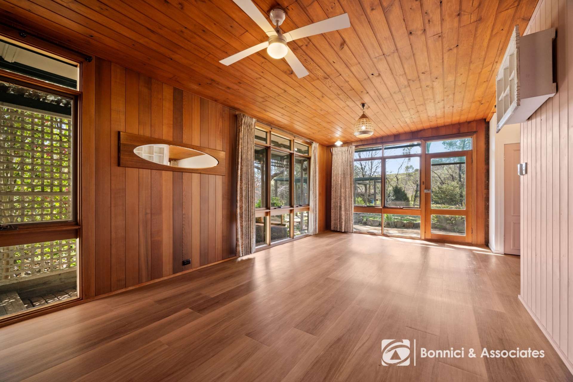 134 Fighting Gully Road, Beechworth For Sale by Farmbuy.com - image 8