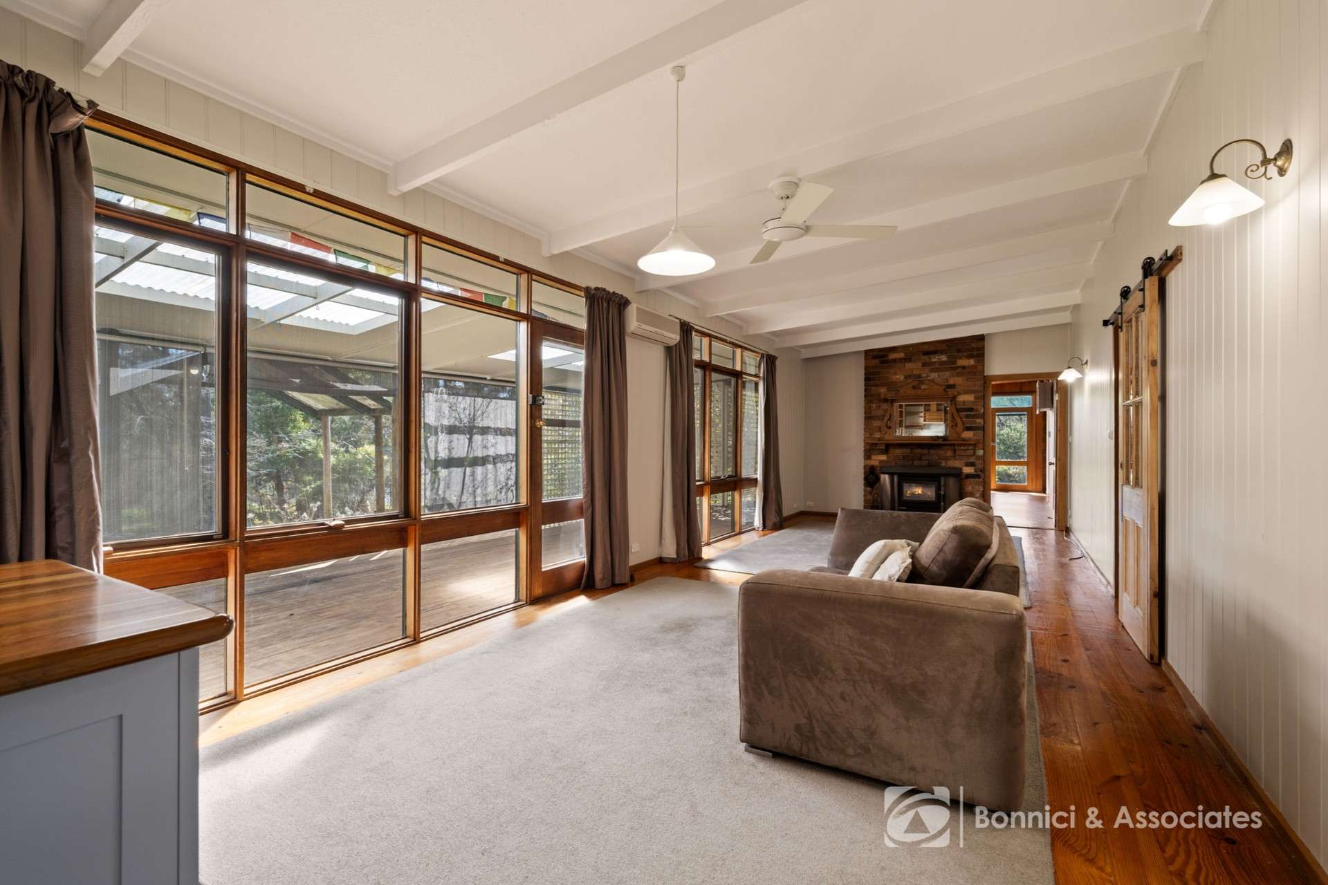 134 Fighting Gully Road, Beechworth For Sale by Farmbuy.com - image 6