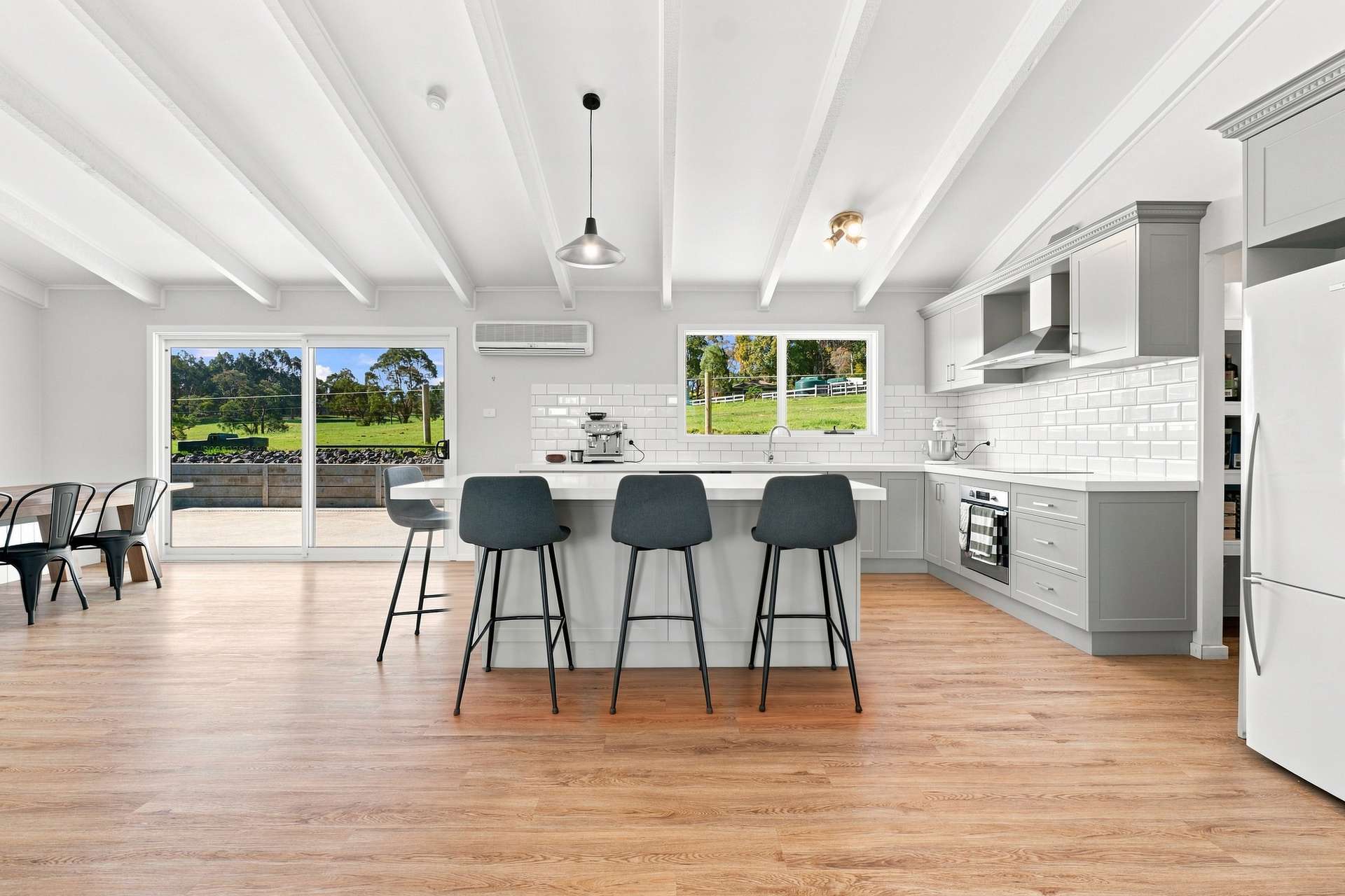 5 Glen Place, Hazelwood North For Sale by Farmbuy.com - image 6