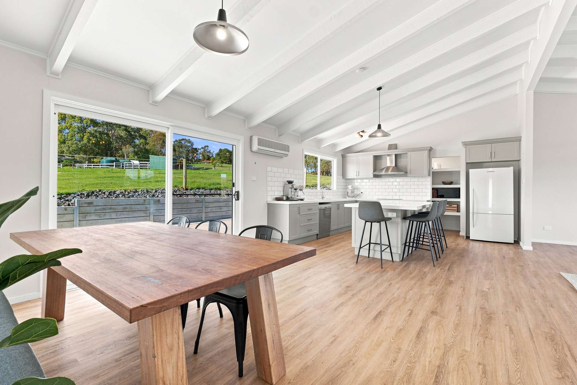 5 Glen Place, Hazelwood North For Sale by Farmbuy.com - image 11