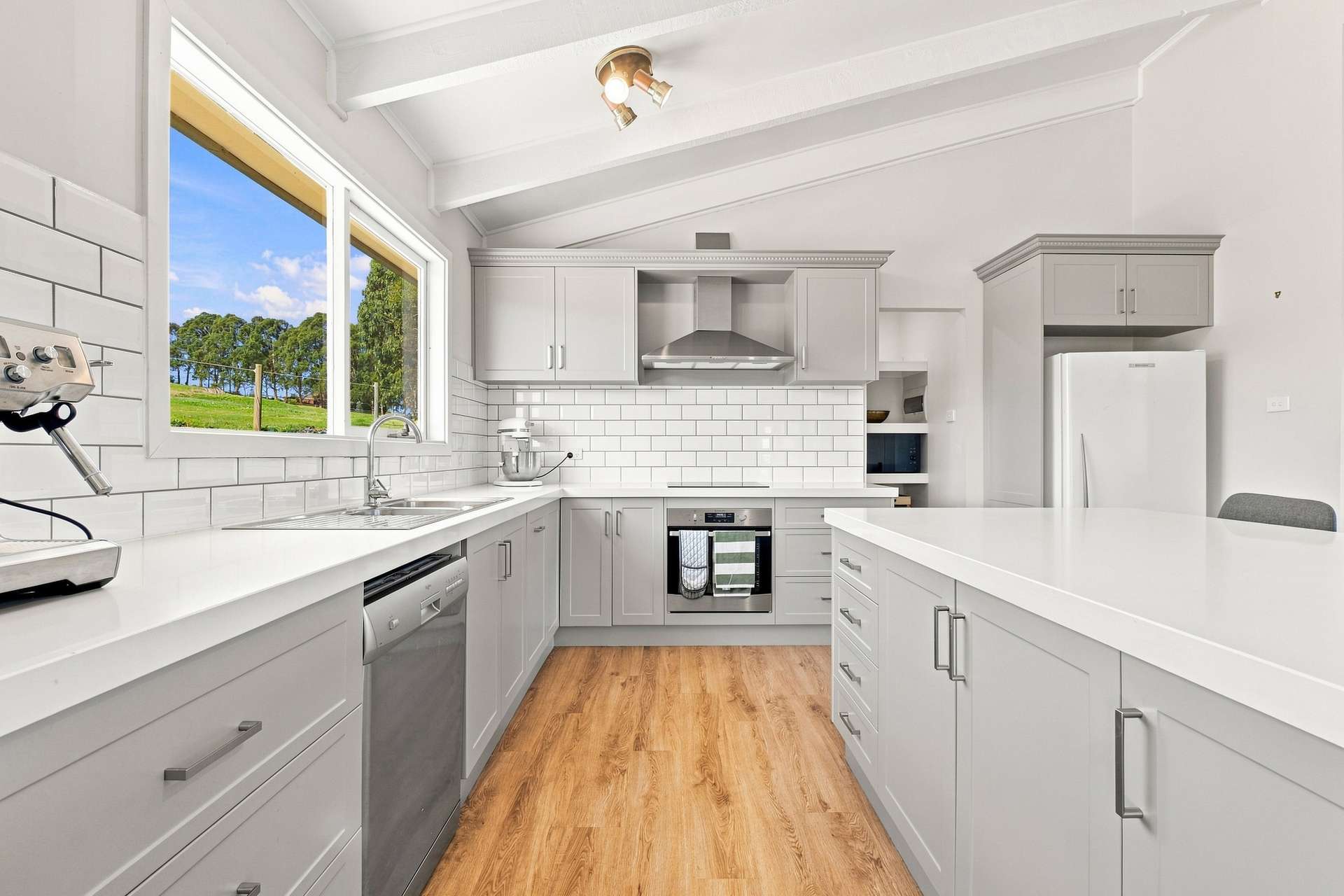 5 Glen Place, Hazelwood North For Sale by Farmbuy.com - image 4