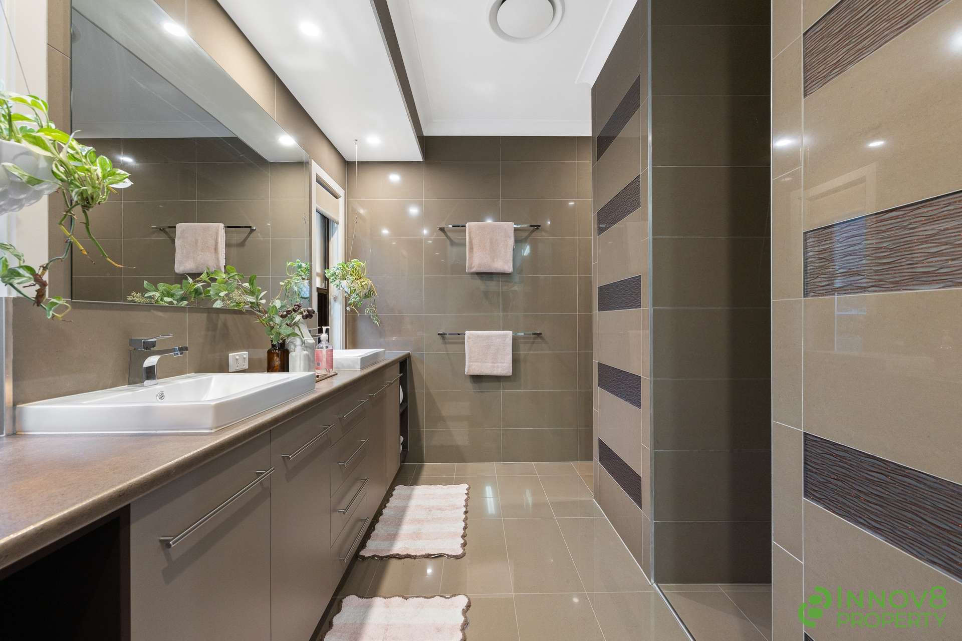 40 Montego Court, Eatons Hill For Sale by Farmbuy.com - image 18