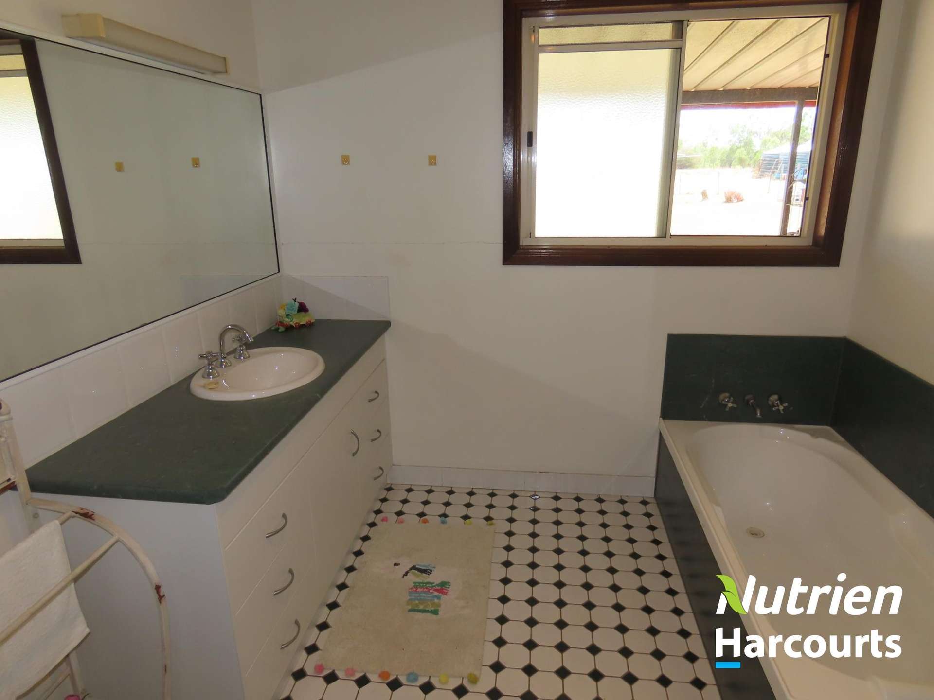 Hillcrest Mullers Road, Chinchilla For Sale by Farmbuy.com - image 23