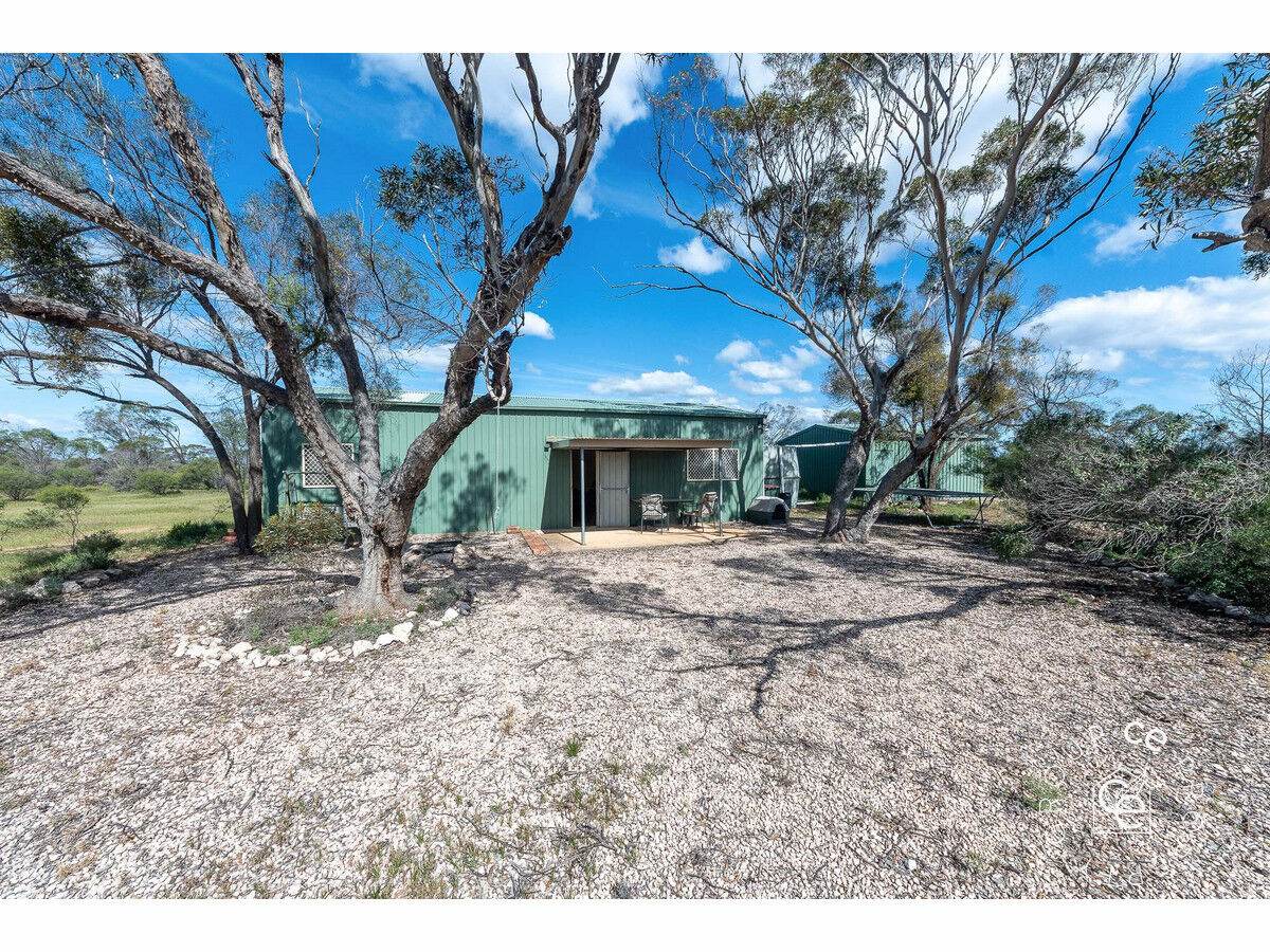 6709 Murraylands Road, Punyelroo For Sale by Farmbuy.com - image 21