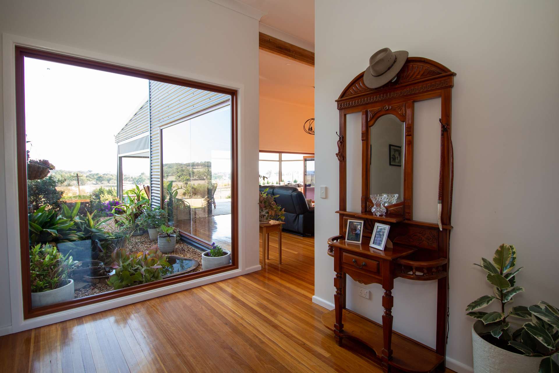 30 Karinda Drive, Inverell For Sale by Farmbuy.com - image 2