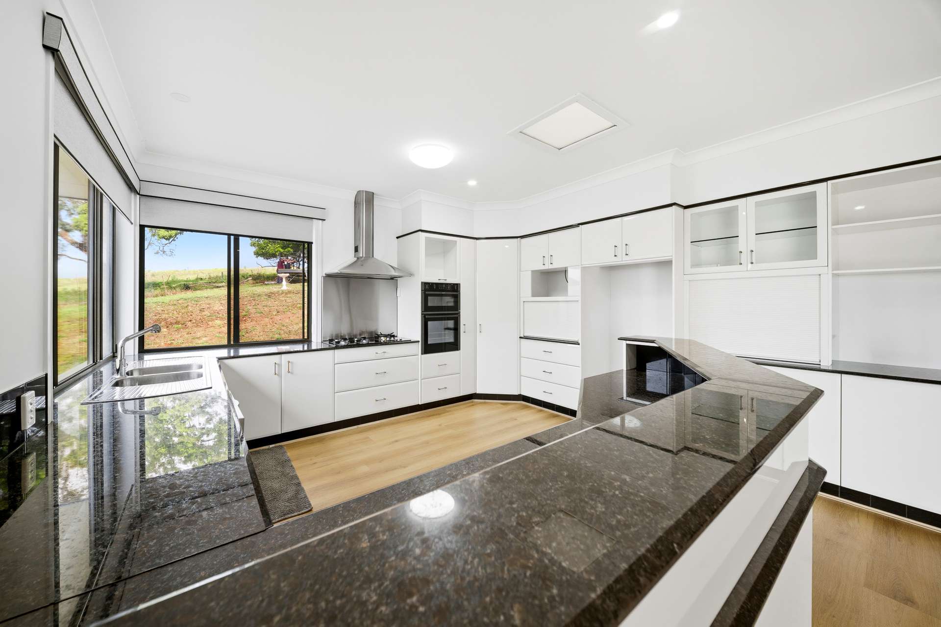 73 South West Road, Beechmont For Sale by Farmbuy.com - image 12