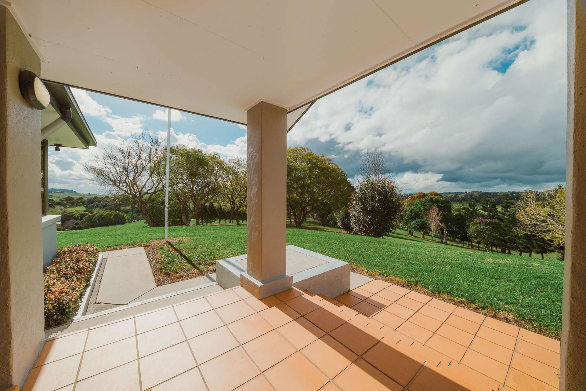 73 South West Road, Beechmont For Sale by Farmbuy.com - image 9