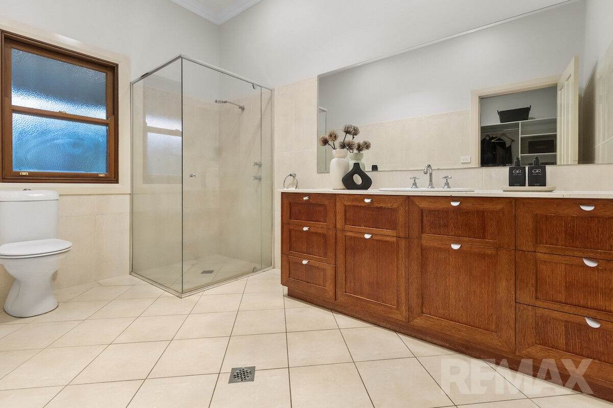 5 Tamarind Place, Lake Albert For Sale by Farmbuy.com - image 17