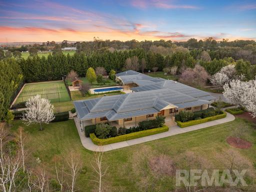 Farm For Sale - NSW - Lake Albert - 2650 - A Private Resort-Style Lifestyle Retreat 