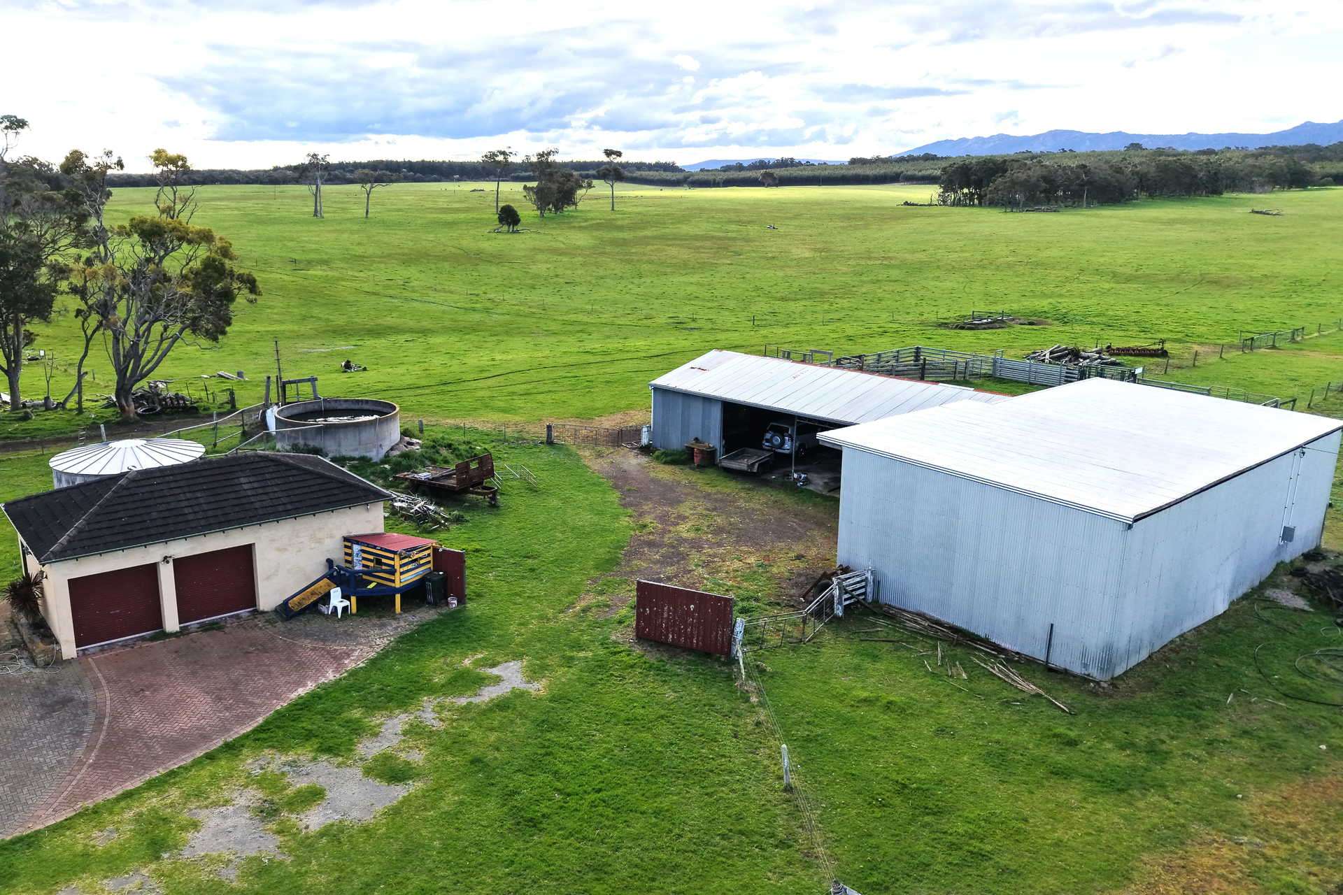 2003 Settlement Road, Napier For Sale by Farmbuy.com - image 5