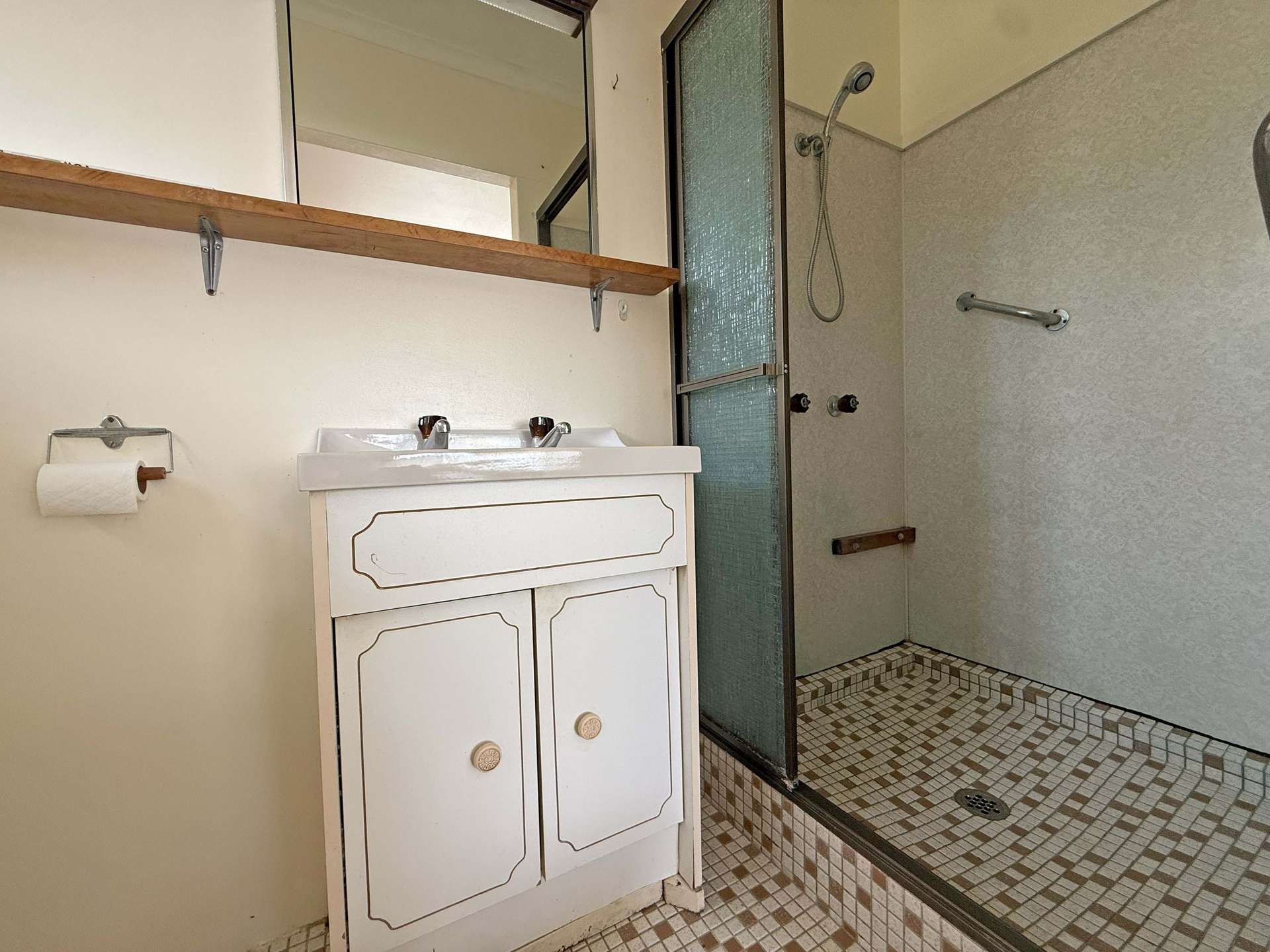 14 Croft Road, Malanda For Sale by Farmbuy.com - image 17