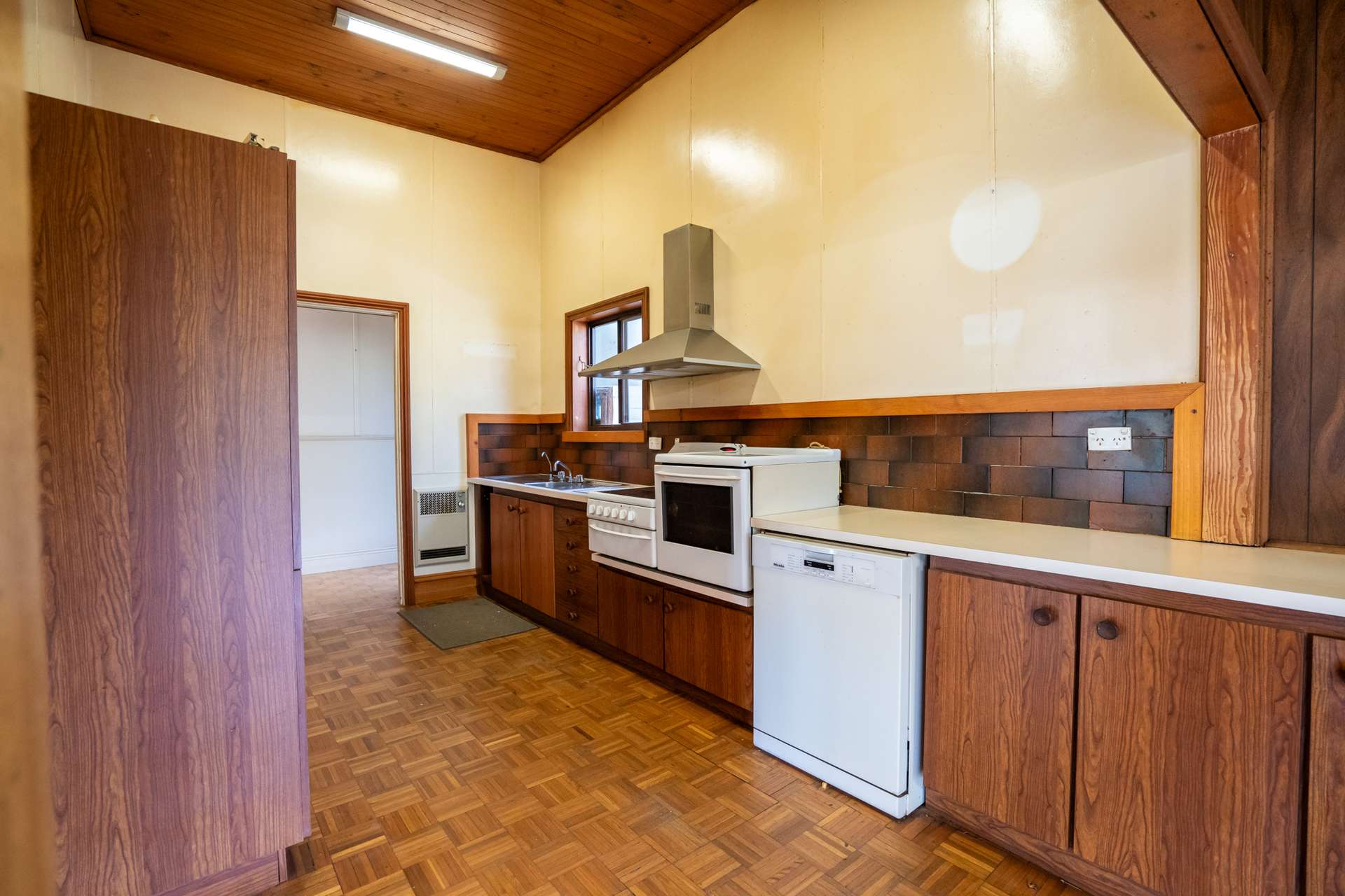 6 Scott Road, Ensay For Sale by Farmbuy.com - image 7