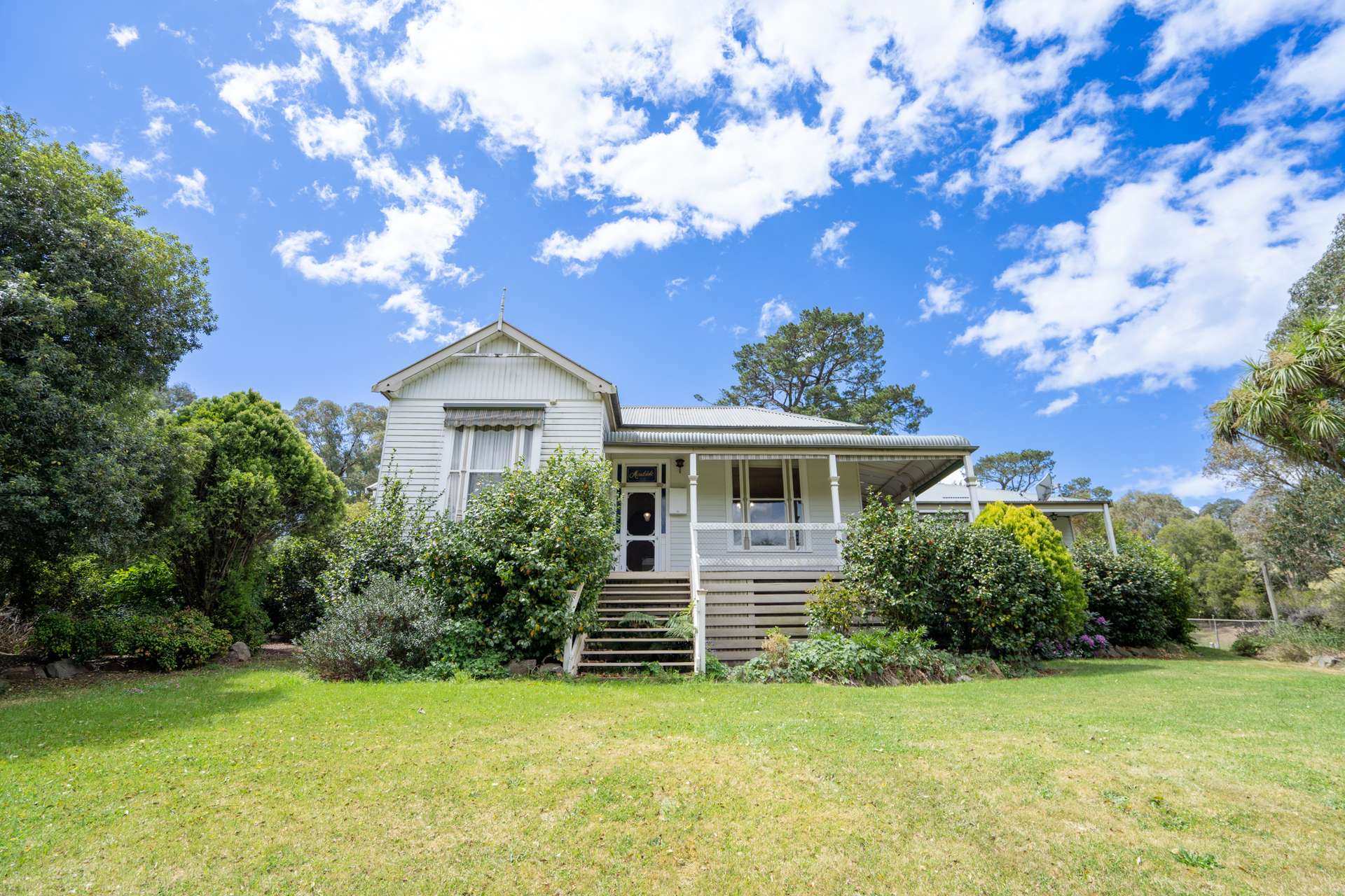 6 Scott Road, Ensay For Sale by Farmbuy.com - image 4