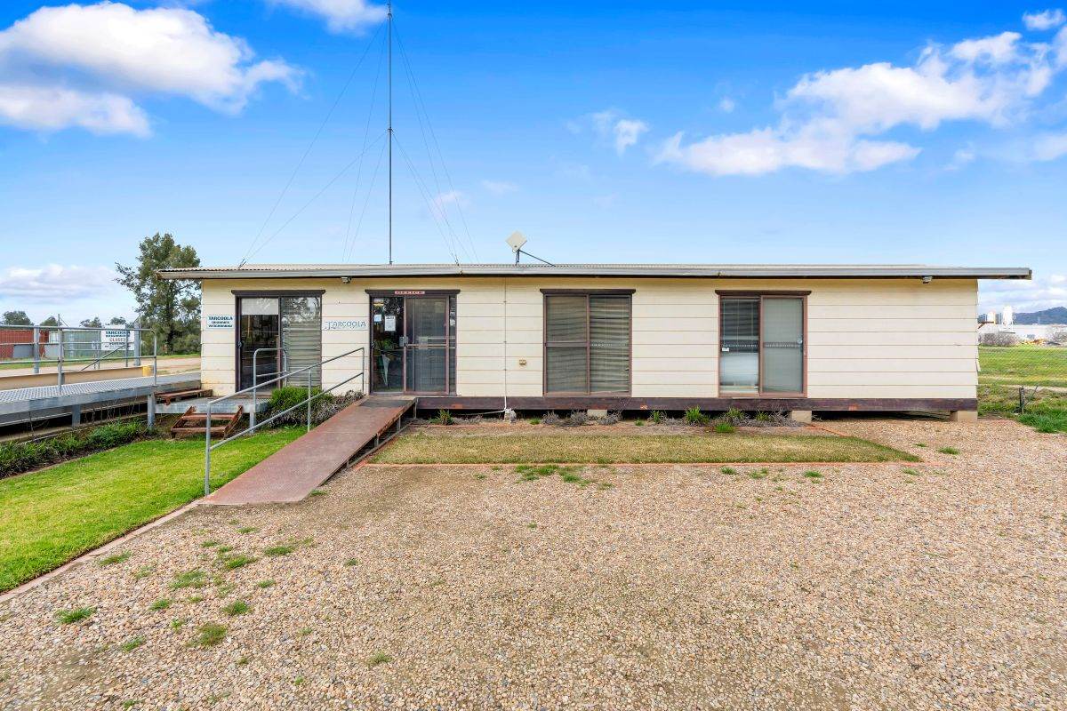 2 Gillard Road, East Wagga Wagga For Sale by Farmbuy.com - image 20
