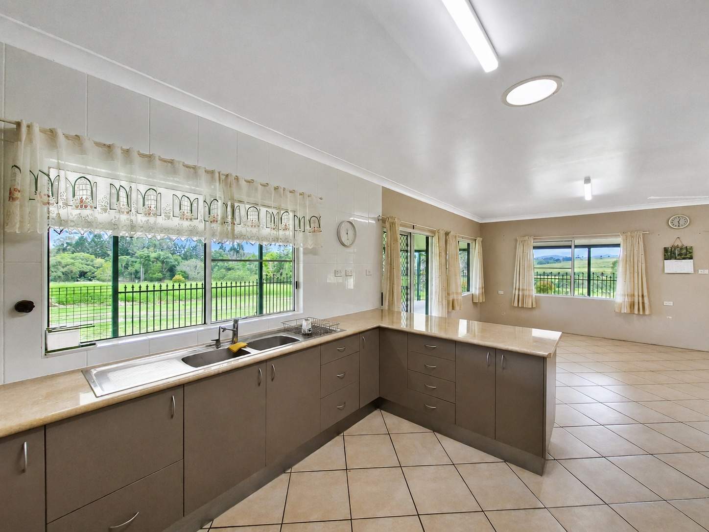 57 Anderson Road, Peeramon For Sale by Farmbuy.com - image 5