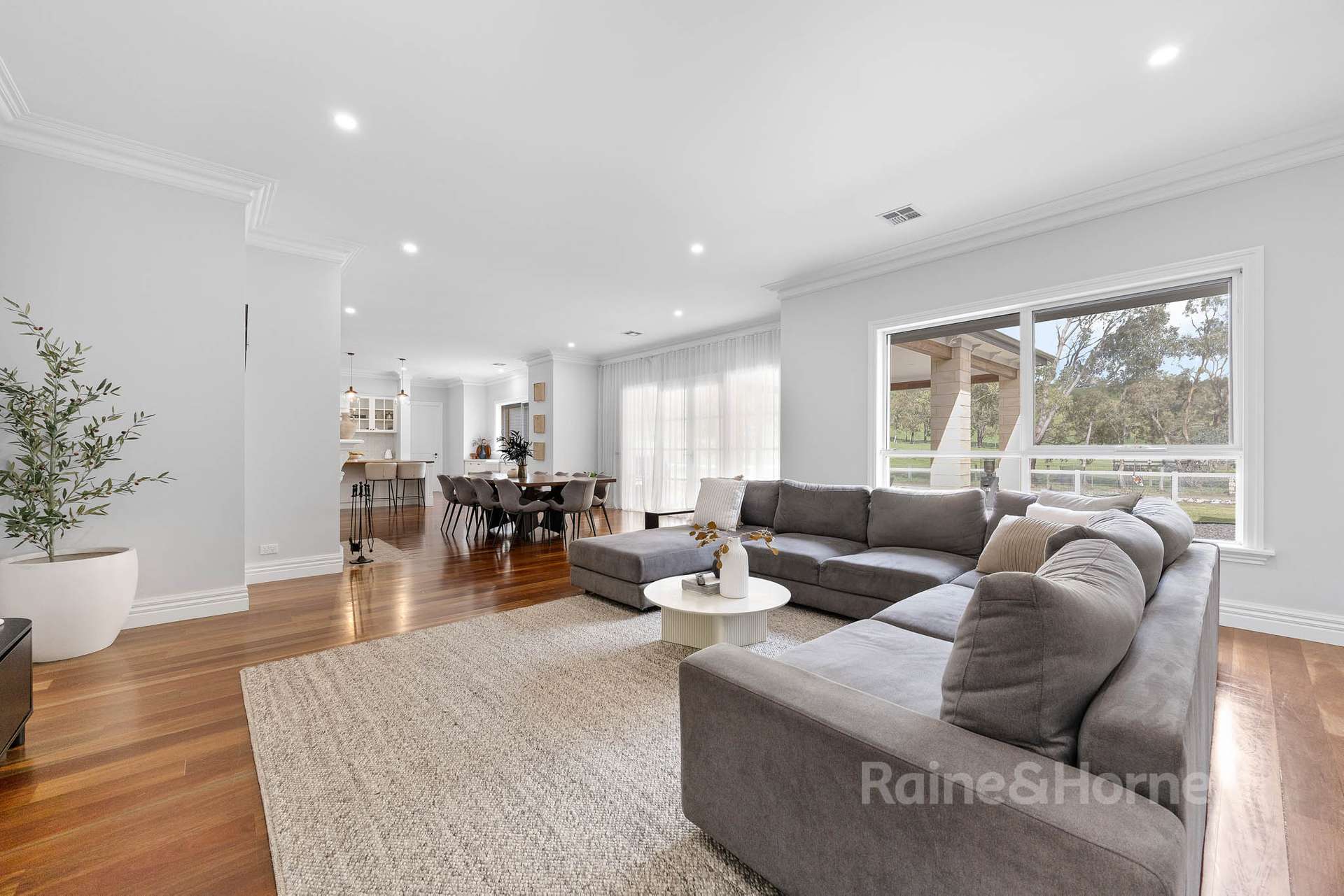 51 Glendonald Road, Darraweit Guim For Sale by Farmbuy.com - image 11