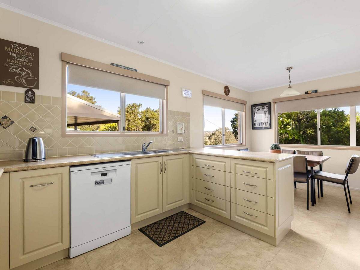 236 Gowrie Tilgonda Road, Gowrie Junction For Sale by Farmbuy.com - image 4