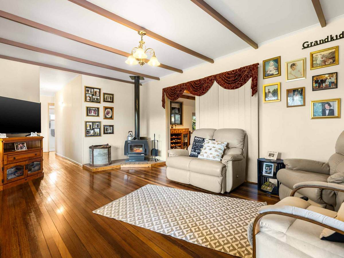 236 Gowrie Tilgonda Road, Gowrie Junction For Sale by Farmbuy.com - image 6