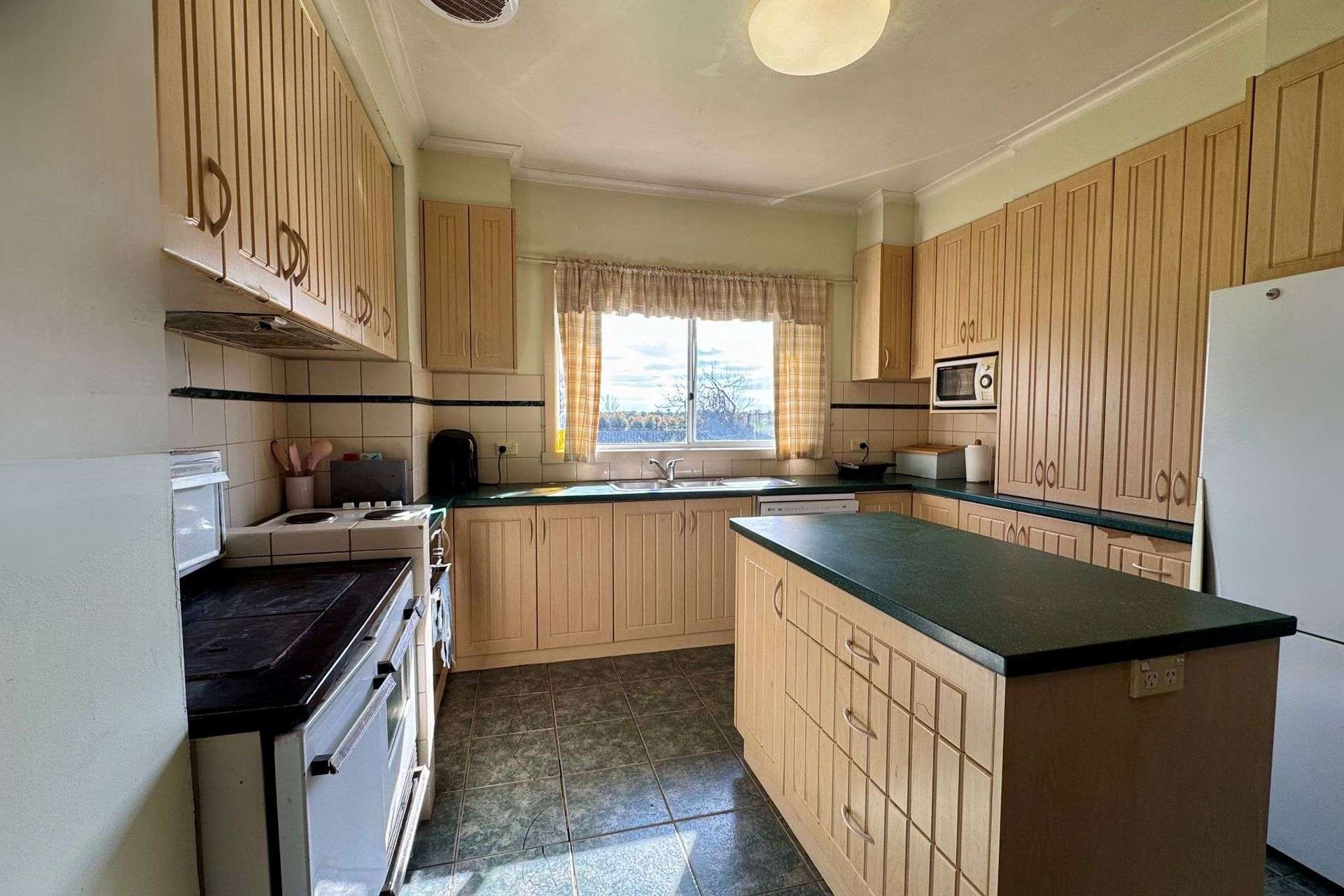720 Estate Road, Lake Bolac For Sale by Farmbuy.com - image 5
