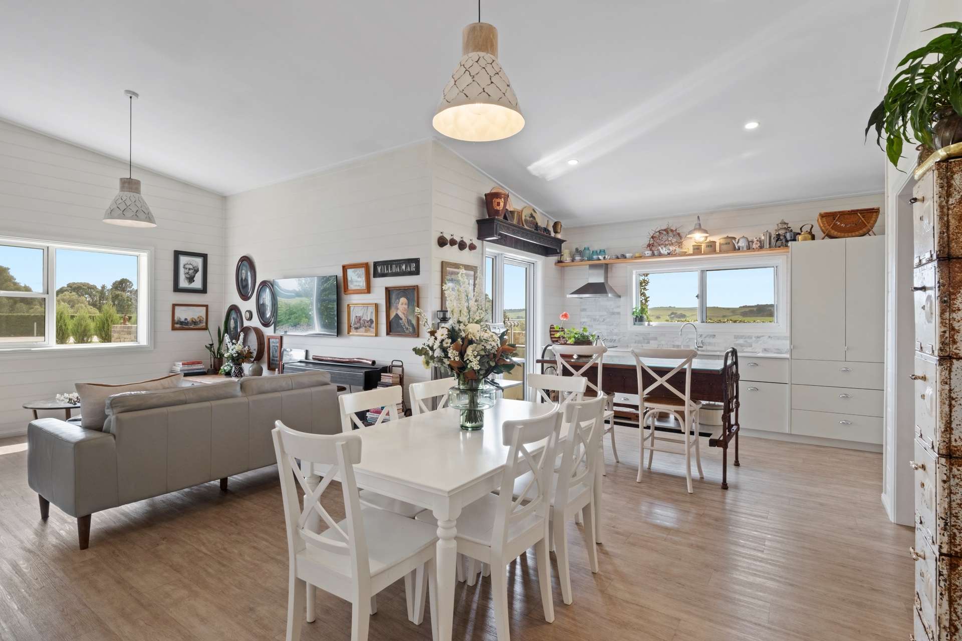 2878 Laggan Road, Laggan For Sale by Farmbuy.com - image 10