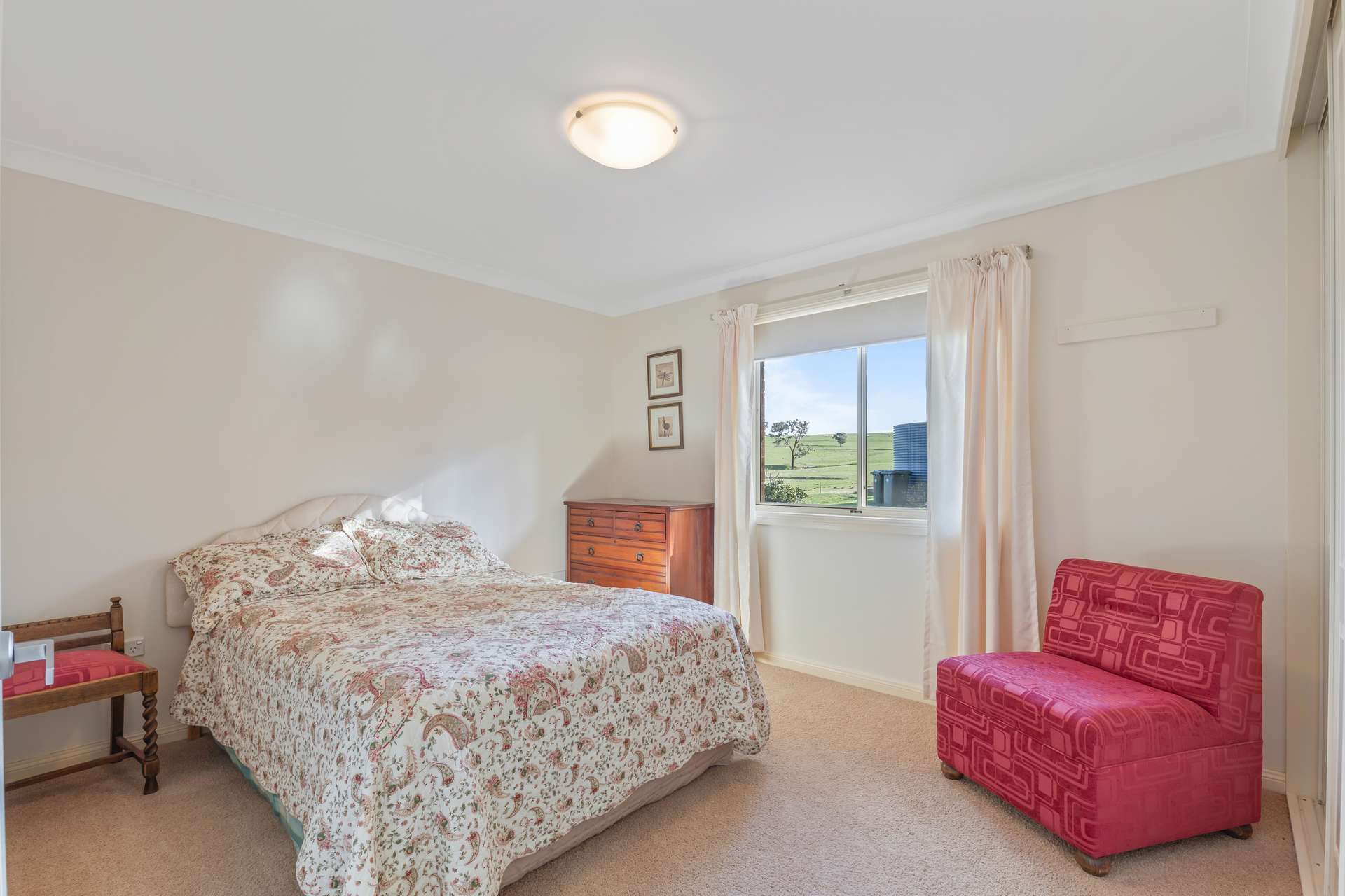 136 Sutherland Drive, Georges Plains For Sale by Farmbuy.com - image 12