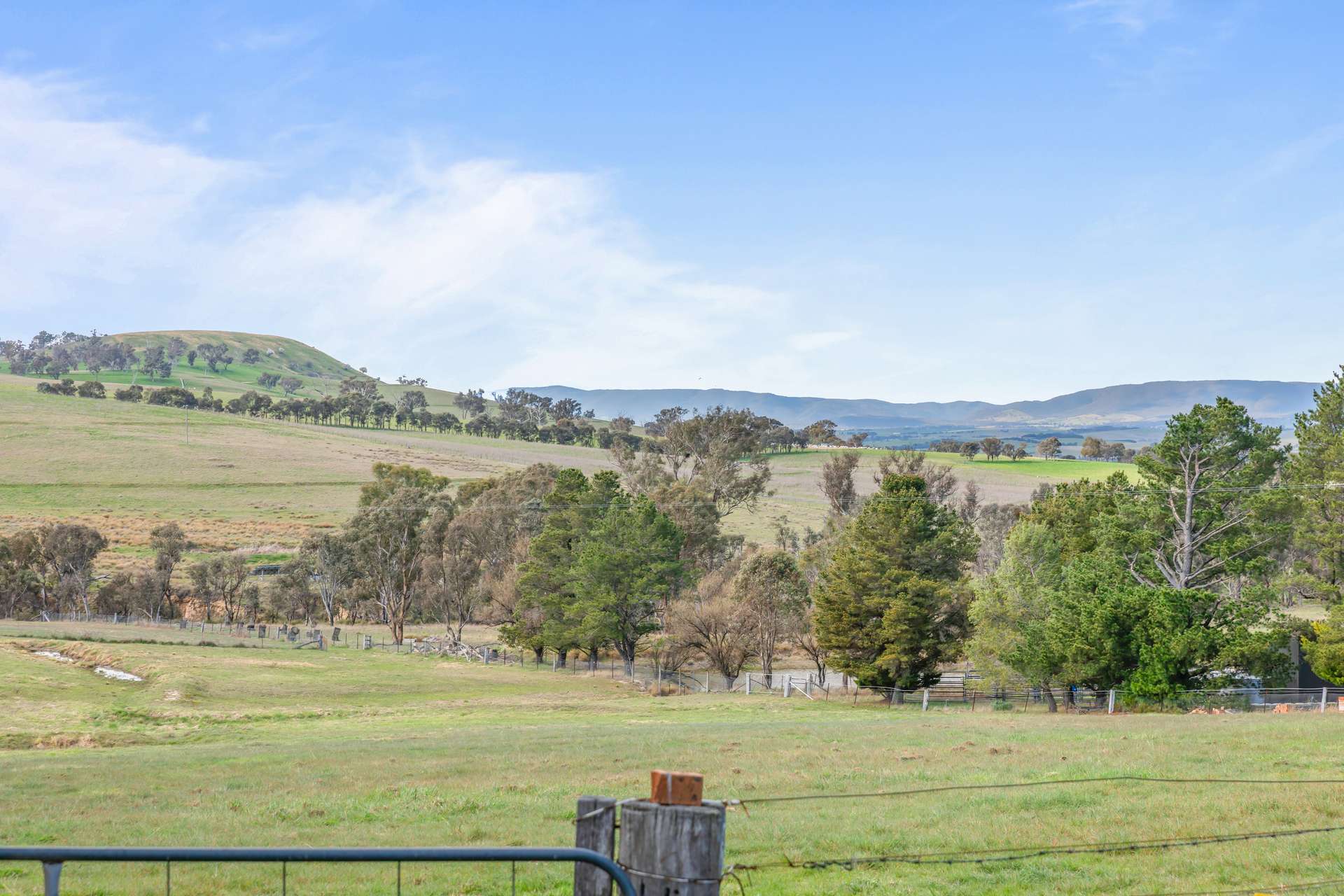 136 Sutherland Drive, Georges Plains For Sale by Farmbuy.com - image 20