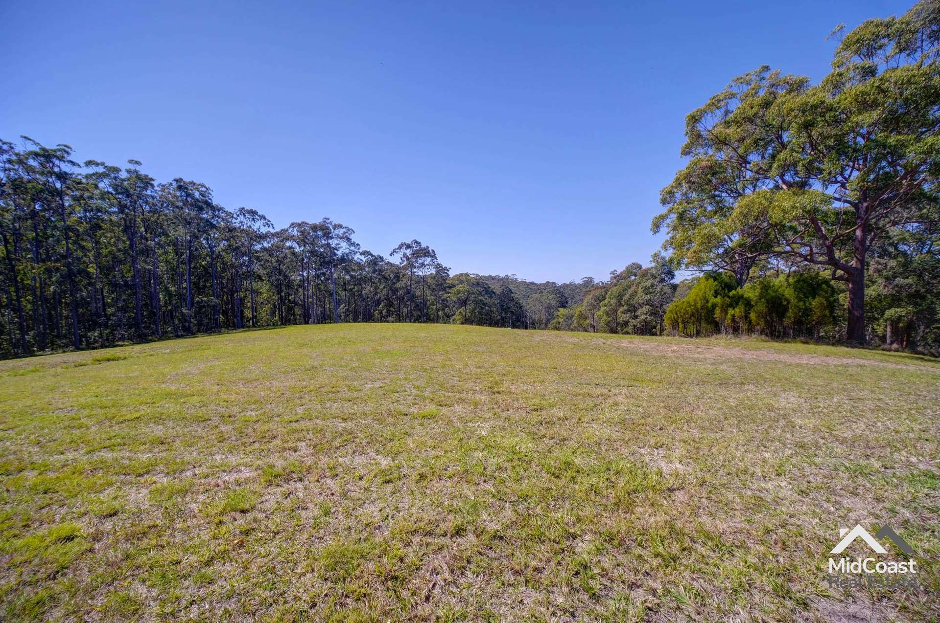 5 Belgraiv Close, Red Head For Sale by Farmbuy.com - image 2