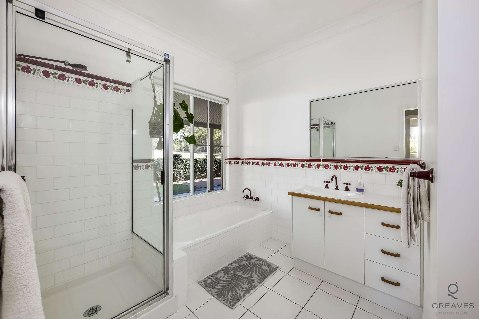 6 Horwood Drive, Bucca For Sale by Farmbuy.com - image 17