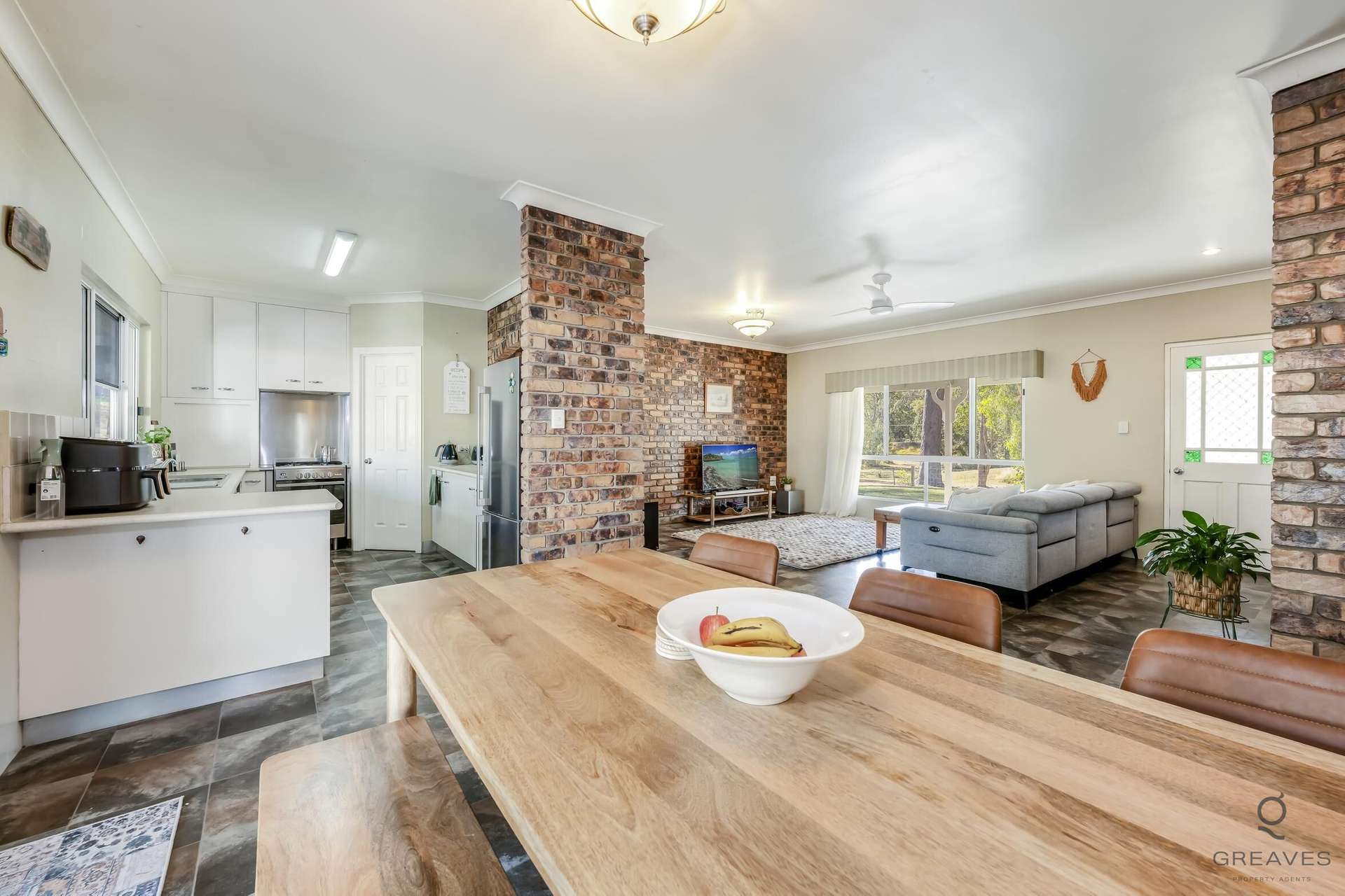 6 Horwood Drive, Bucca For Sale by Farmbuy.com - image 5