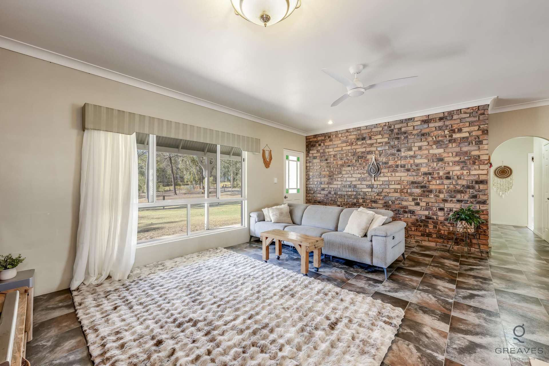 6 Horwood Drive, Bucca For Sale by Farmbuy.com - image 9