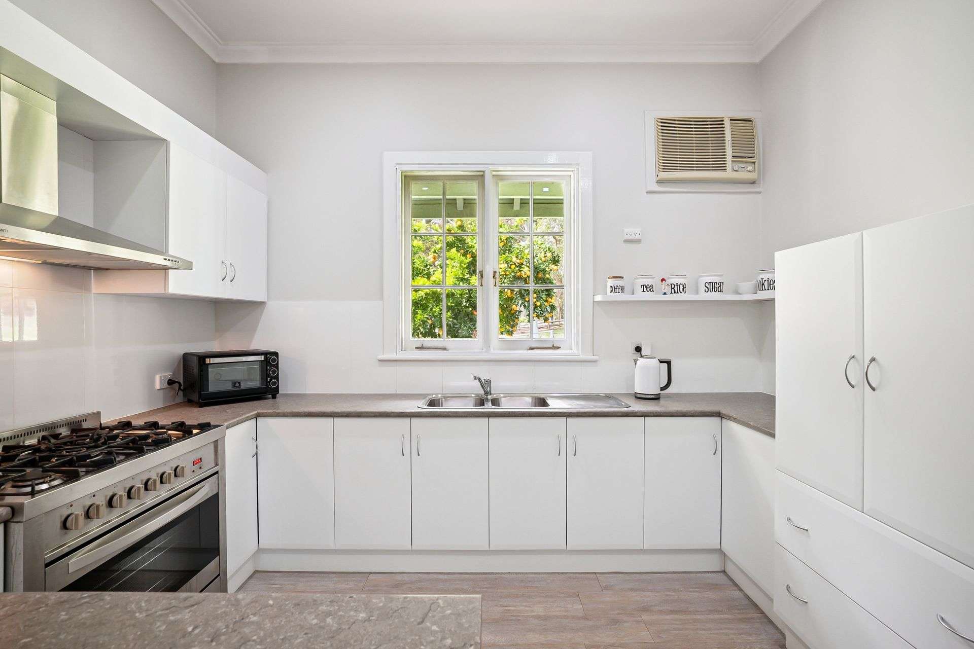 2060 Riley Road, Parkerville For Sale by Farmbuy.com - image 8