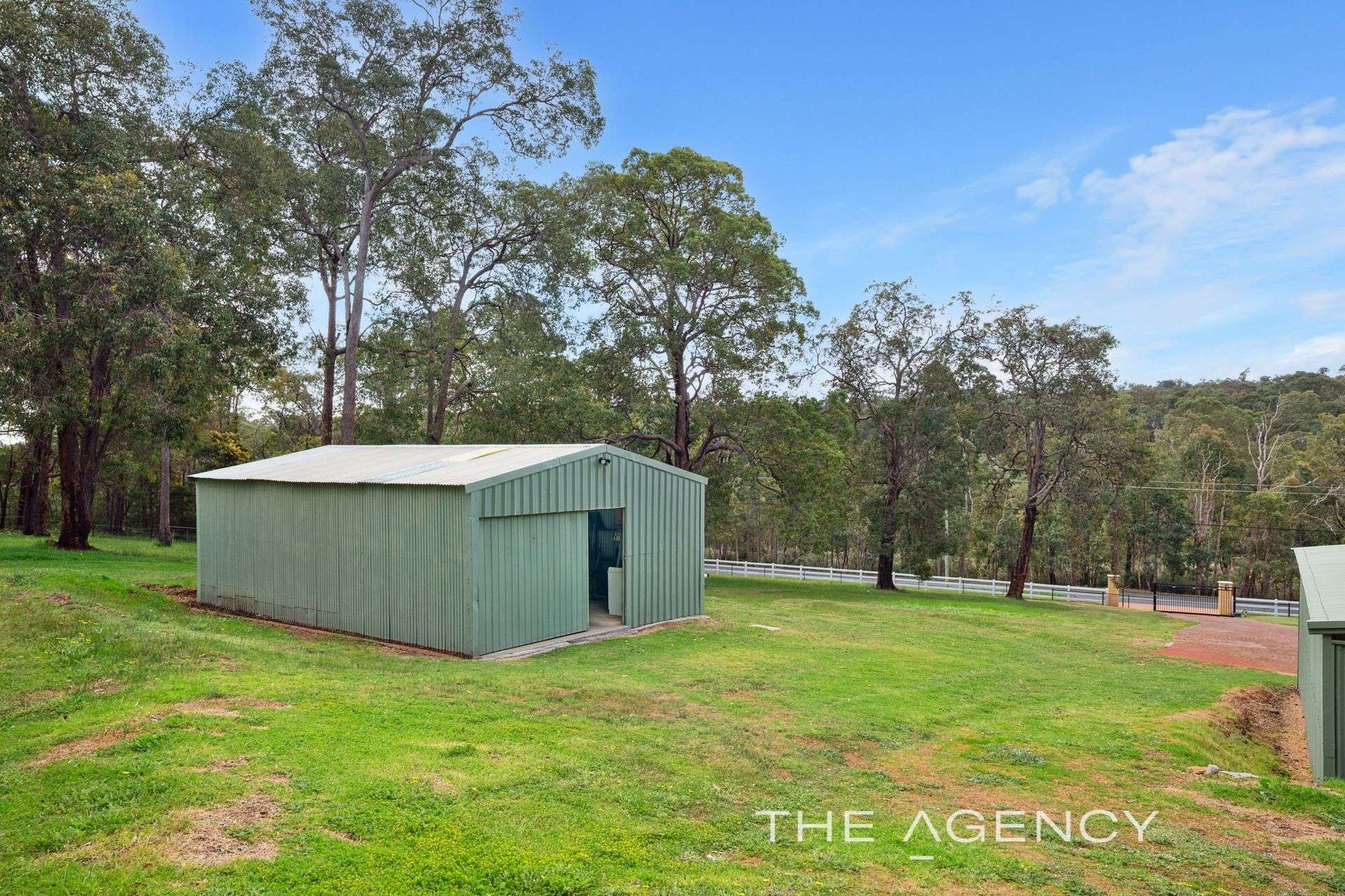 2060 Riley Road, Parkerville For Sale by Farmbuy.com - image 25