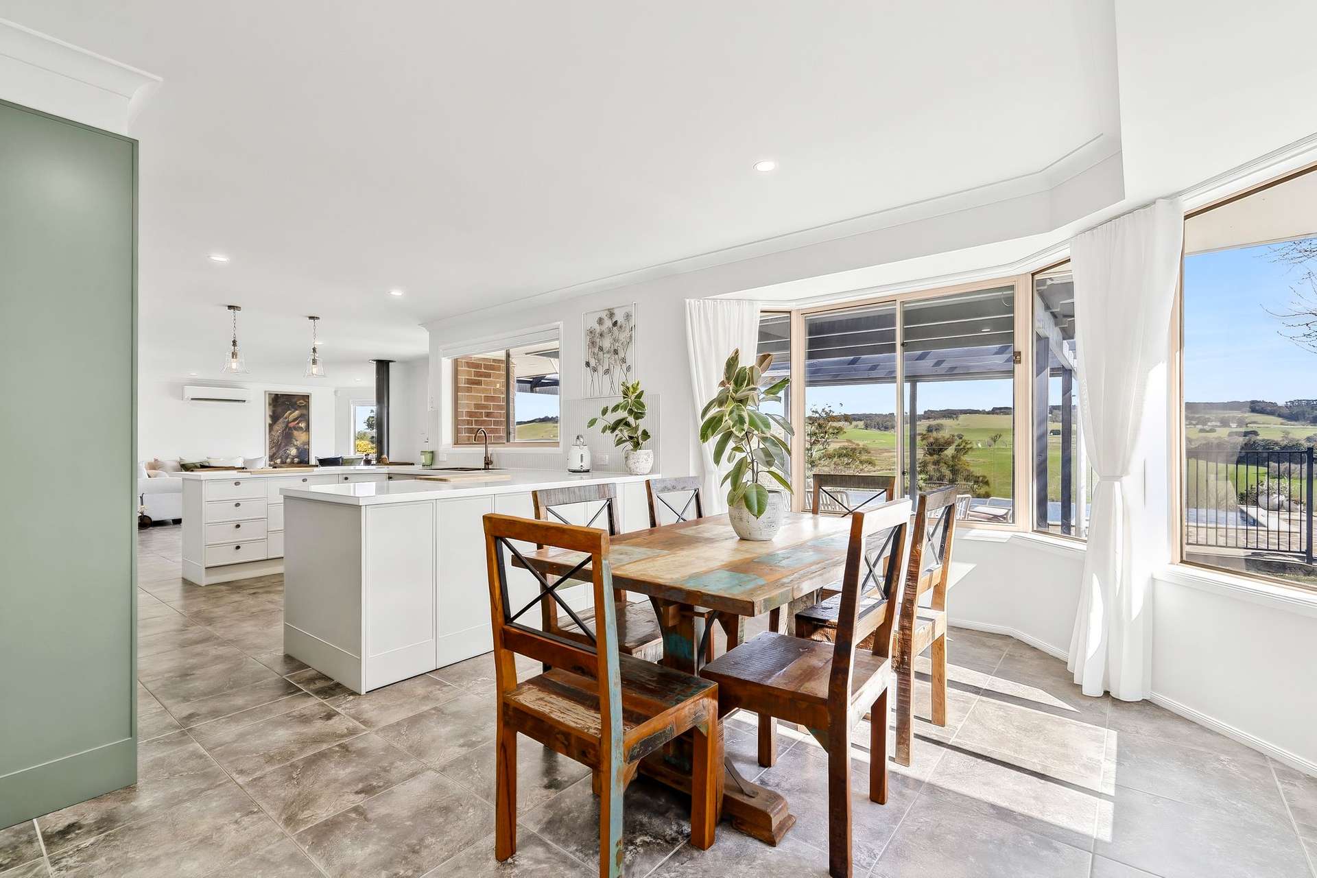 7 Somerset Place, Crookwell For Sale by Farmbuy.com - image 5