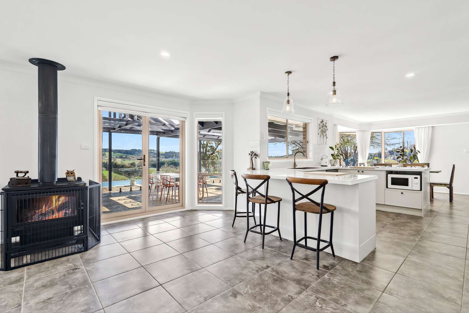 7 Somerset Place, Crookwell For Sale by Farmbuy.com - image 4