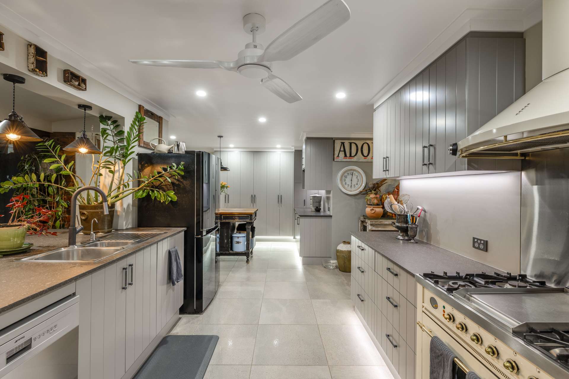 164 Hartz Road, Iredale For Sale by Farmbuy.com - image 3