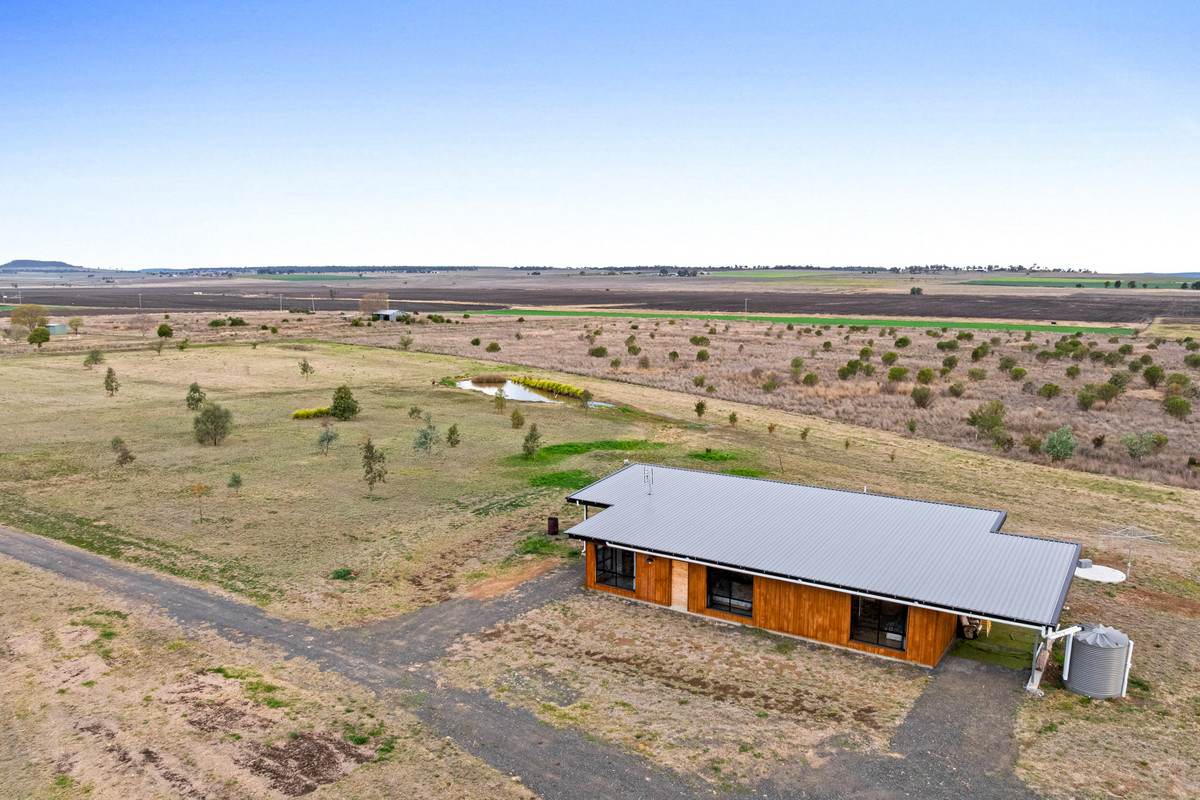 33 Cemetery Road, Clifton For Sale by Farmbuy.com - image 5