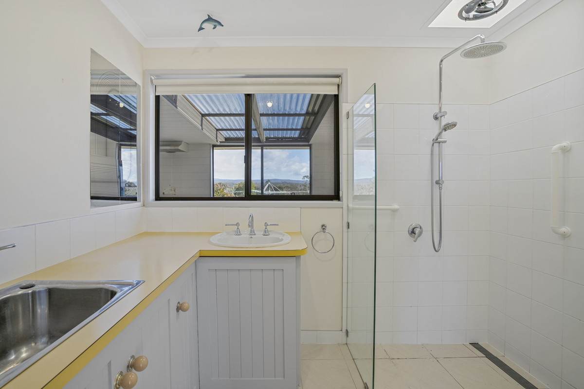 15 Cathcart Street, Swansea For Sale by Farmbuy.com - image 12