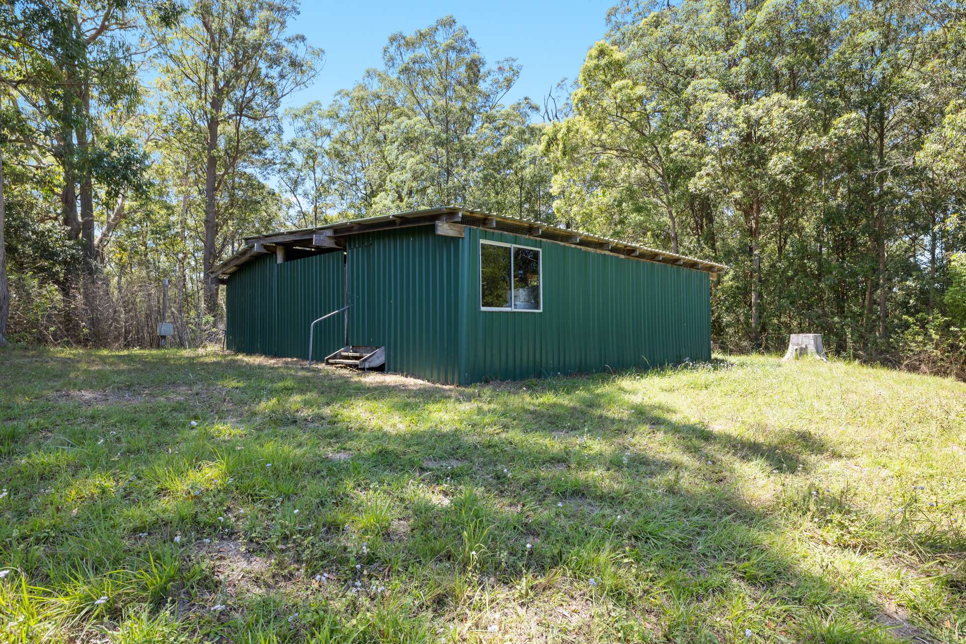 669 North Bank Road, Raleigh For Sale by Farmbuy.com - image 30