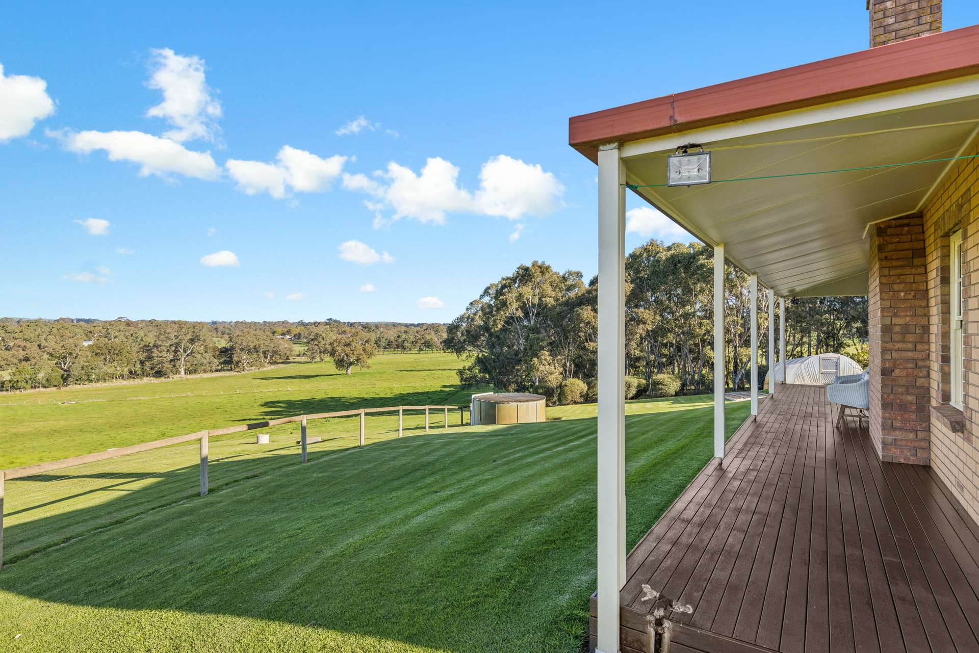 109 Quines Road, Echunga For Sale by Farmbuy.com - image 5