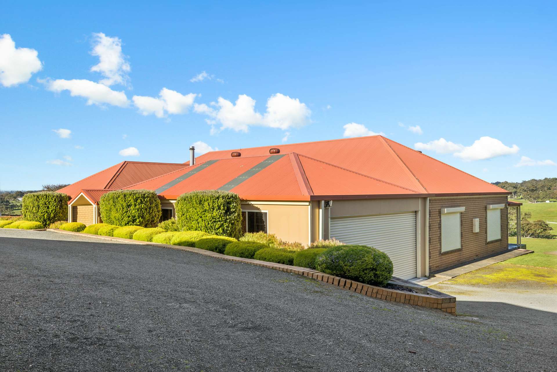 109 Quines Road, Echunga For Sale by Farmbuy.com - image 20