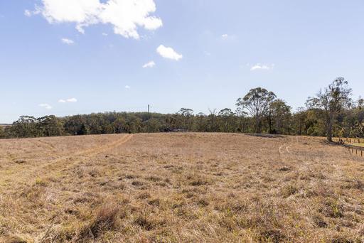 Farm For Sale - QLD - Hampton - 4352 - The Perfect Lifestyle Requires the Perfect Block 