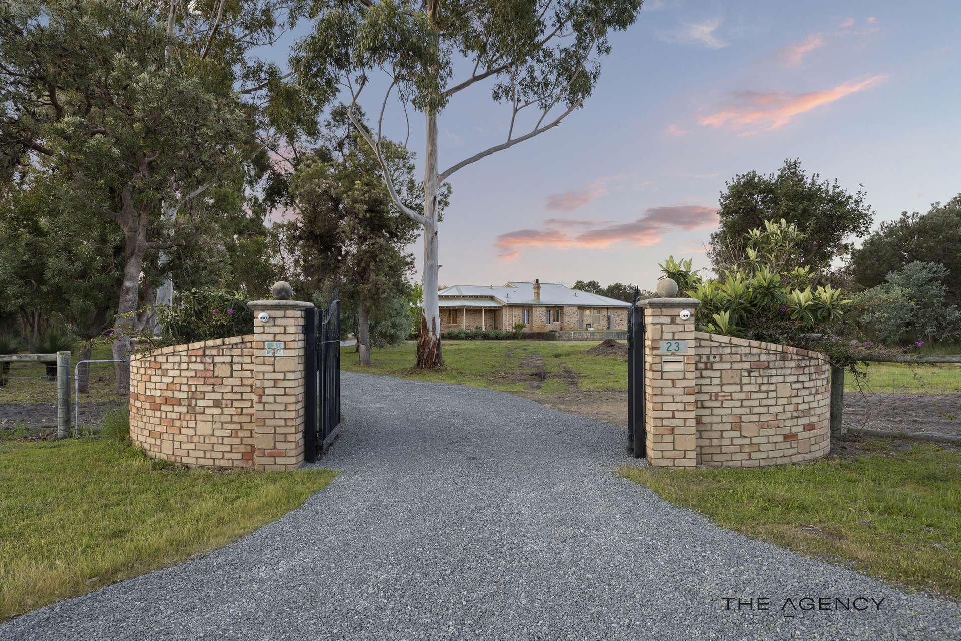 23 Robinson Road, Wandi For Sale by Farmbuy.com - image 35