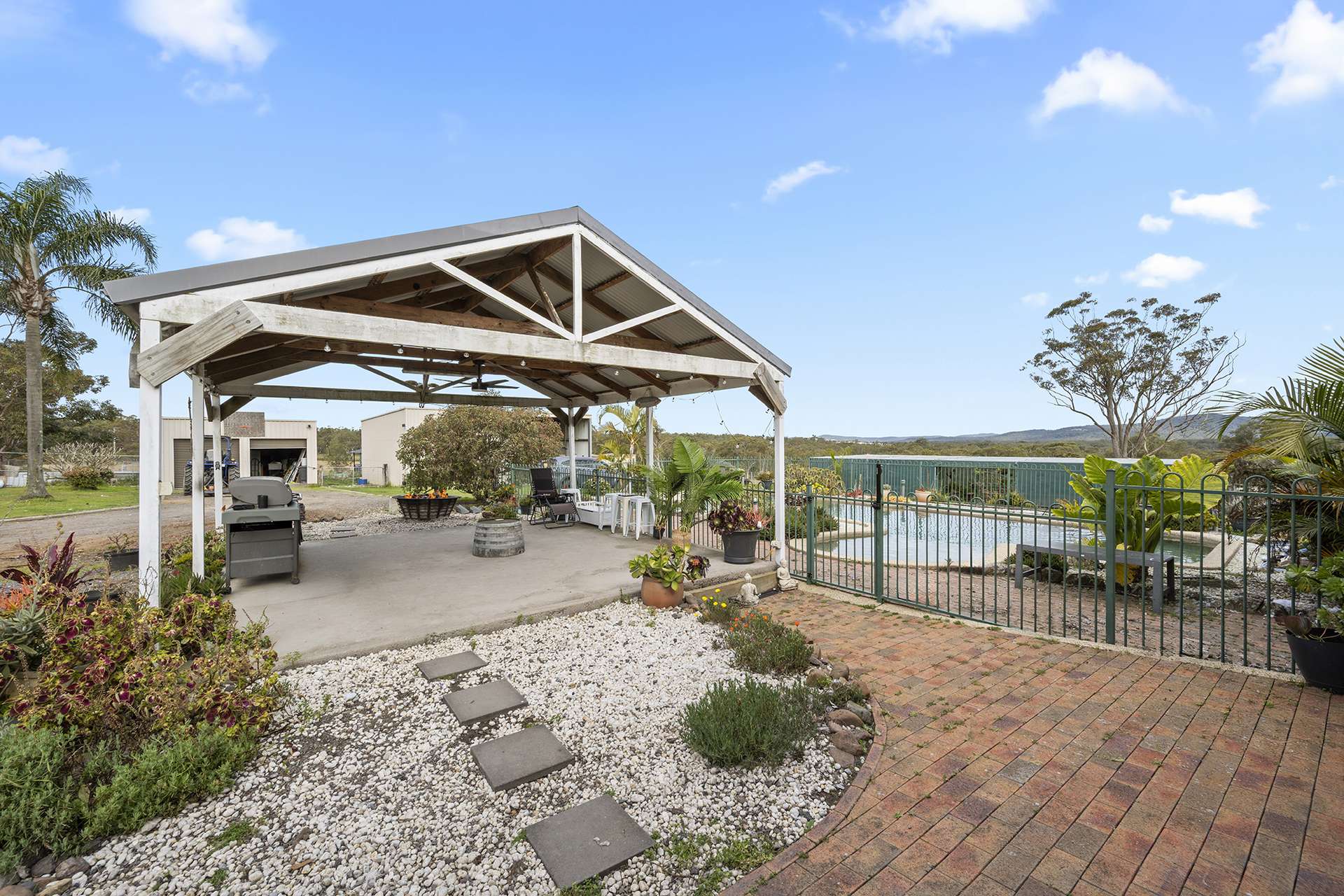 122 Valley Crest Road, Cooranbong Auction by Farmbuy.com - image 11