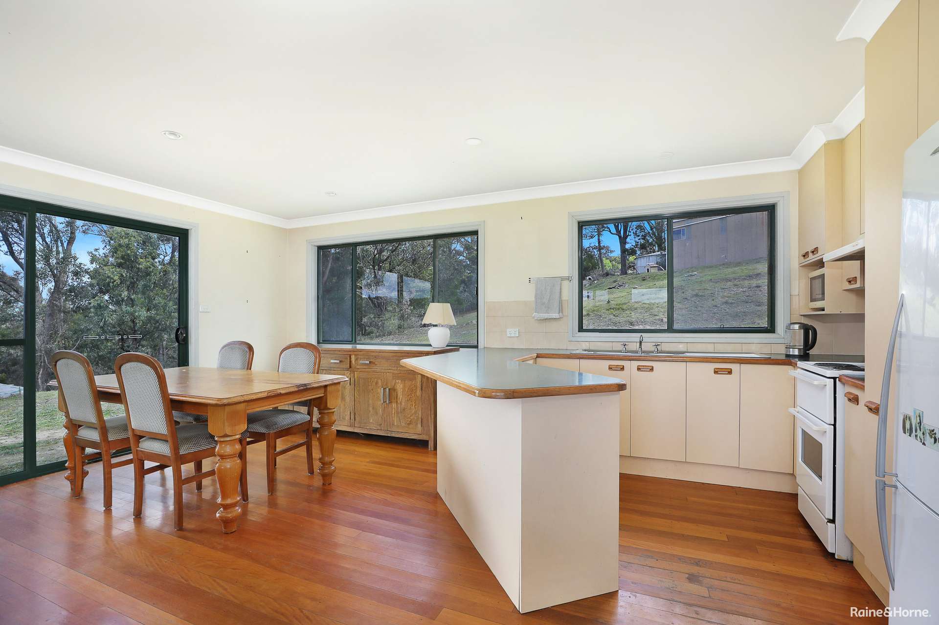 2058 Canyonleigh Road, Canyonleigh For Sale by Farmbuy.com - image 6