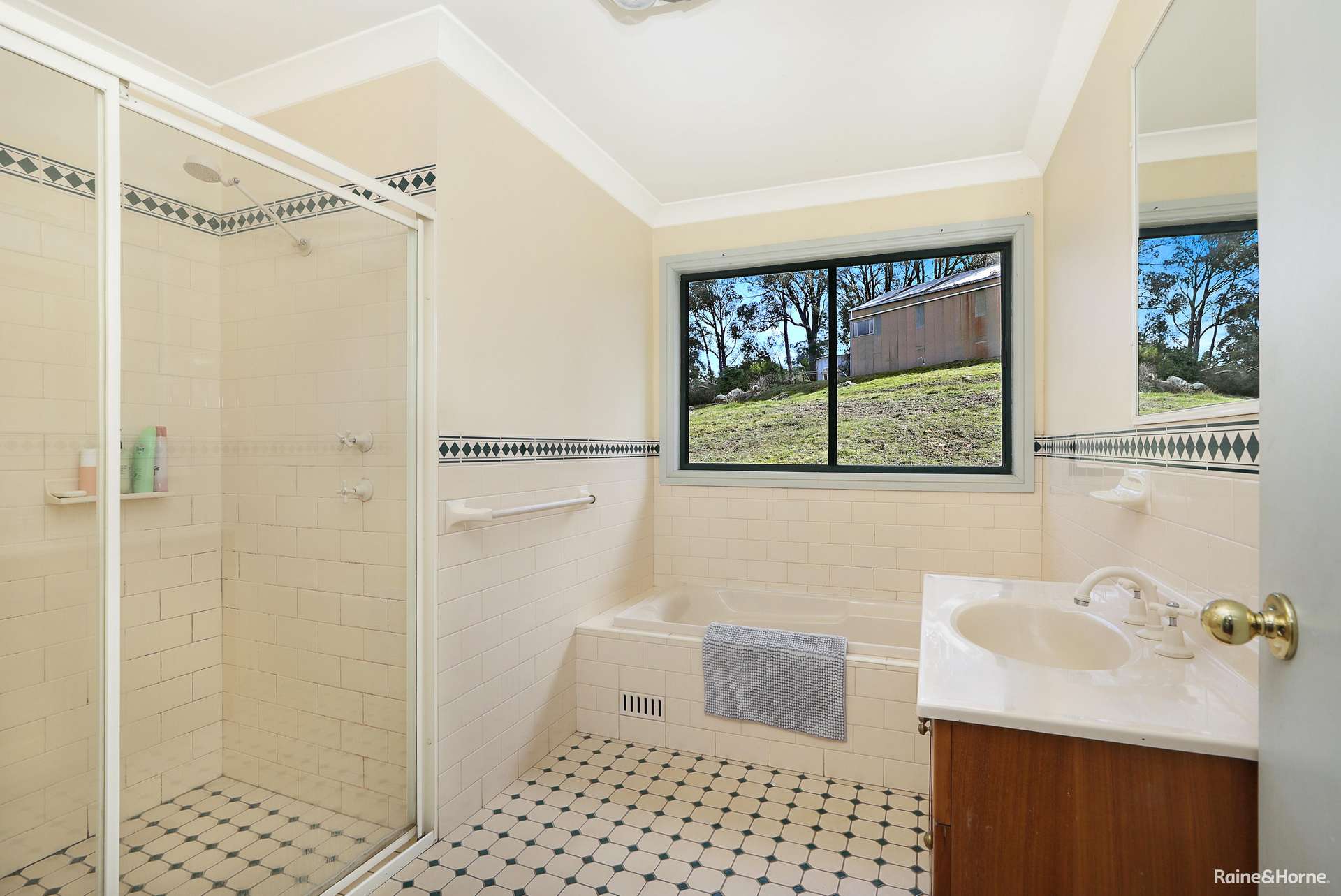 2058 Canyonleigh Road, Canyonleigh For Sale by Farmbuy.com - image 8