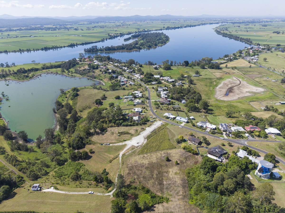 54B High Street, Lawrence For Sale by Farmbuy.com - image 2