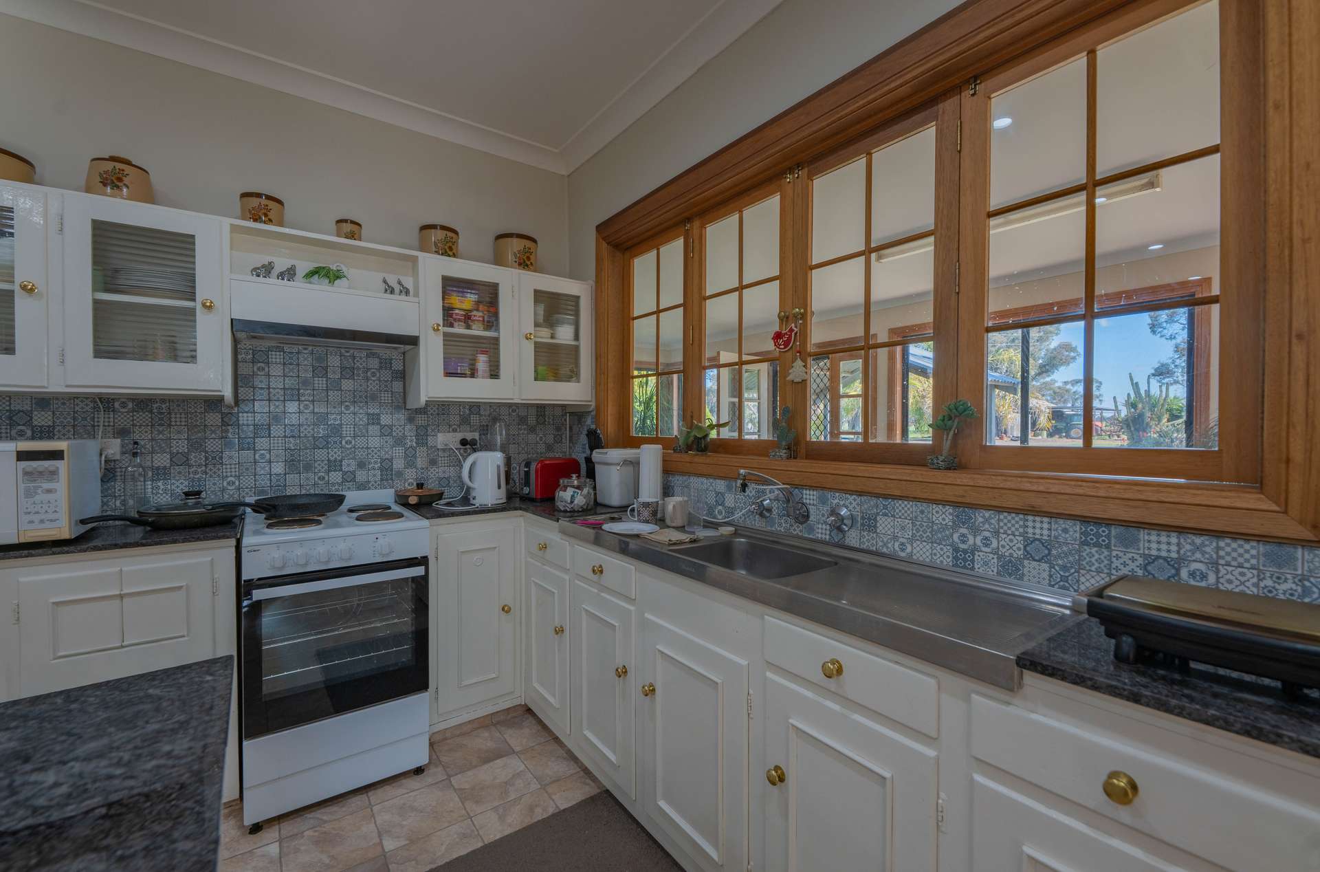 "Greendale" 536 Wyrra Lane, West Wyalong For Sale by Farmbuy.com - image 9