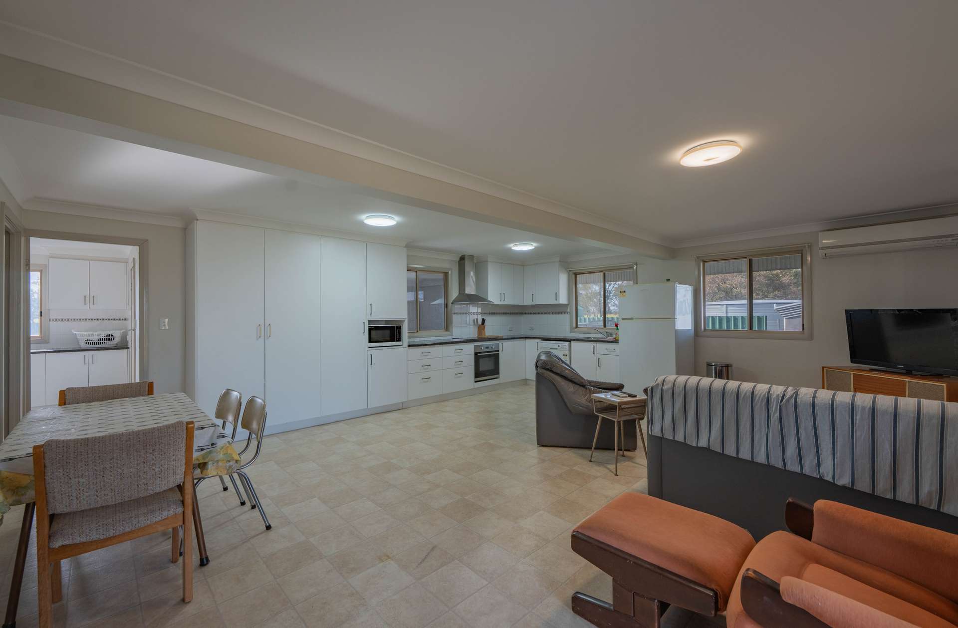 "Greendale" 536 Wyrra Lane, West Wyalong For Sale by Farmbuy.com - image 18